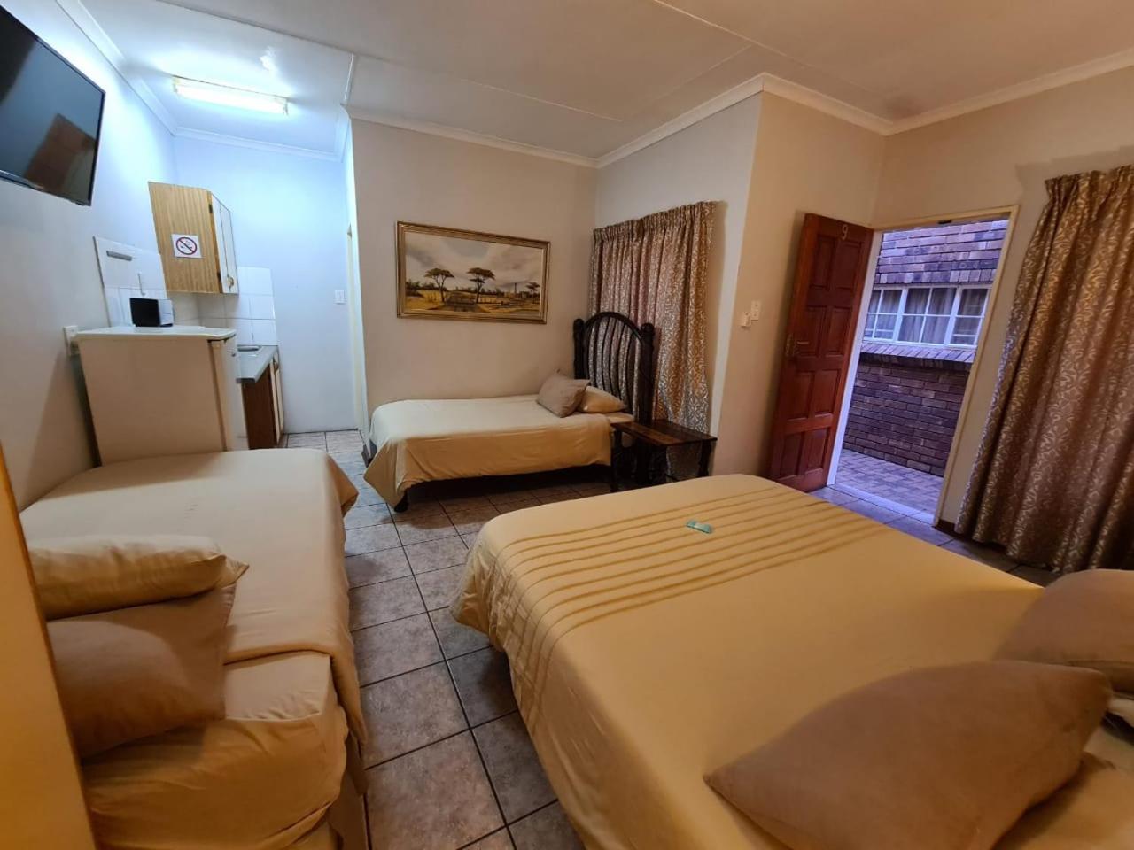 Triple Room photo 1