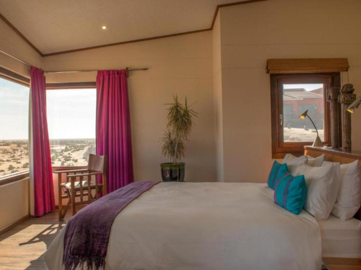 Superior Twin or Double Room photo 2