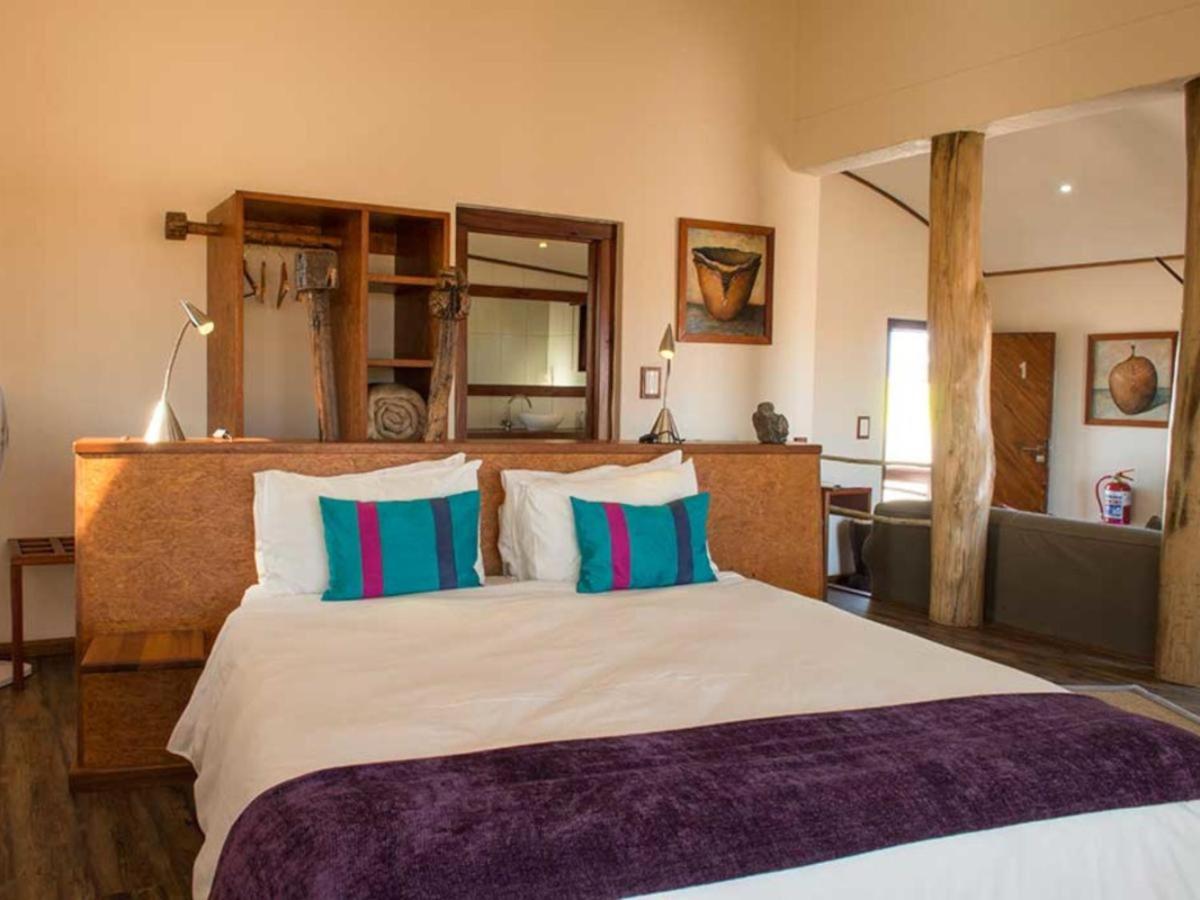 Superior Twin or Double Room photo 3