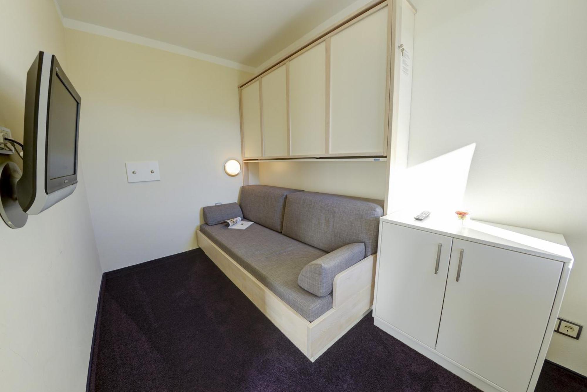 Junior Suite with Balcony photo 3