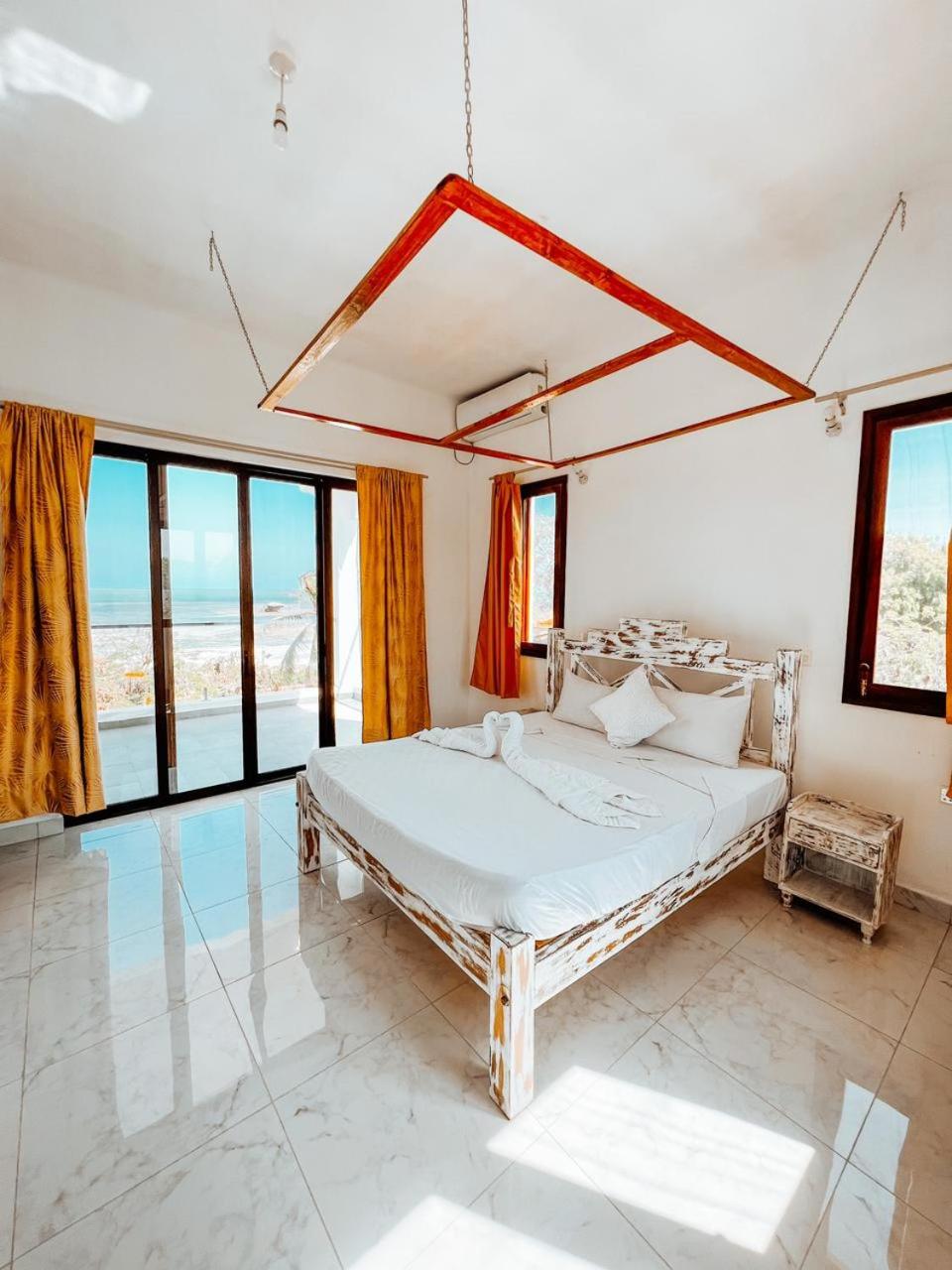 Deluxe Double Room with Sea View photo 3