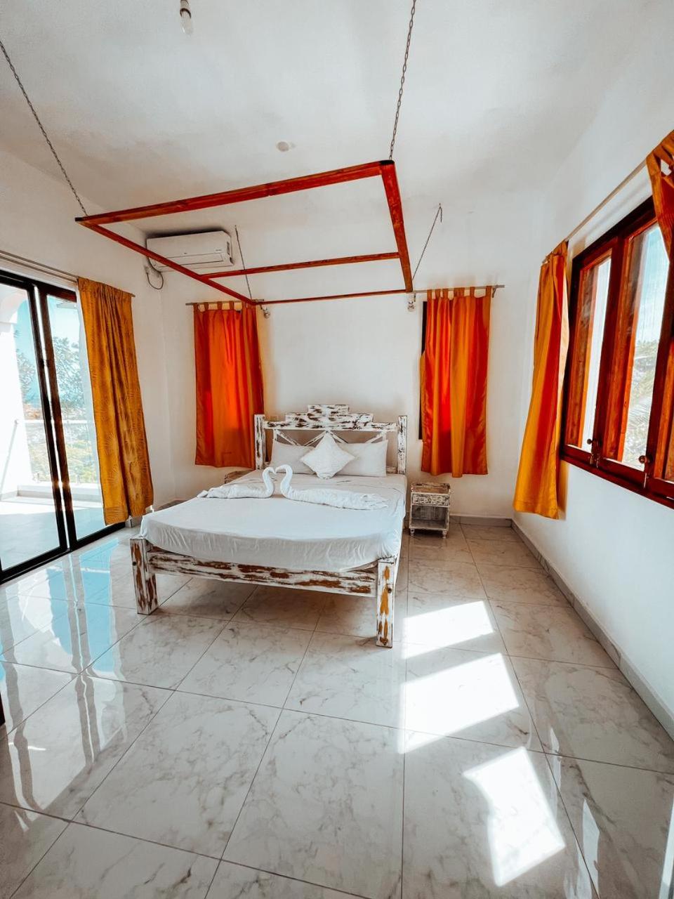 Deluxe Double Room with Sea View photo 2