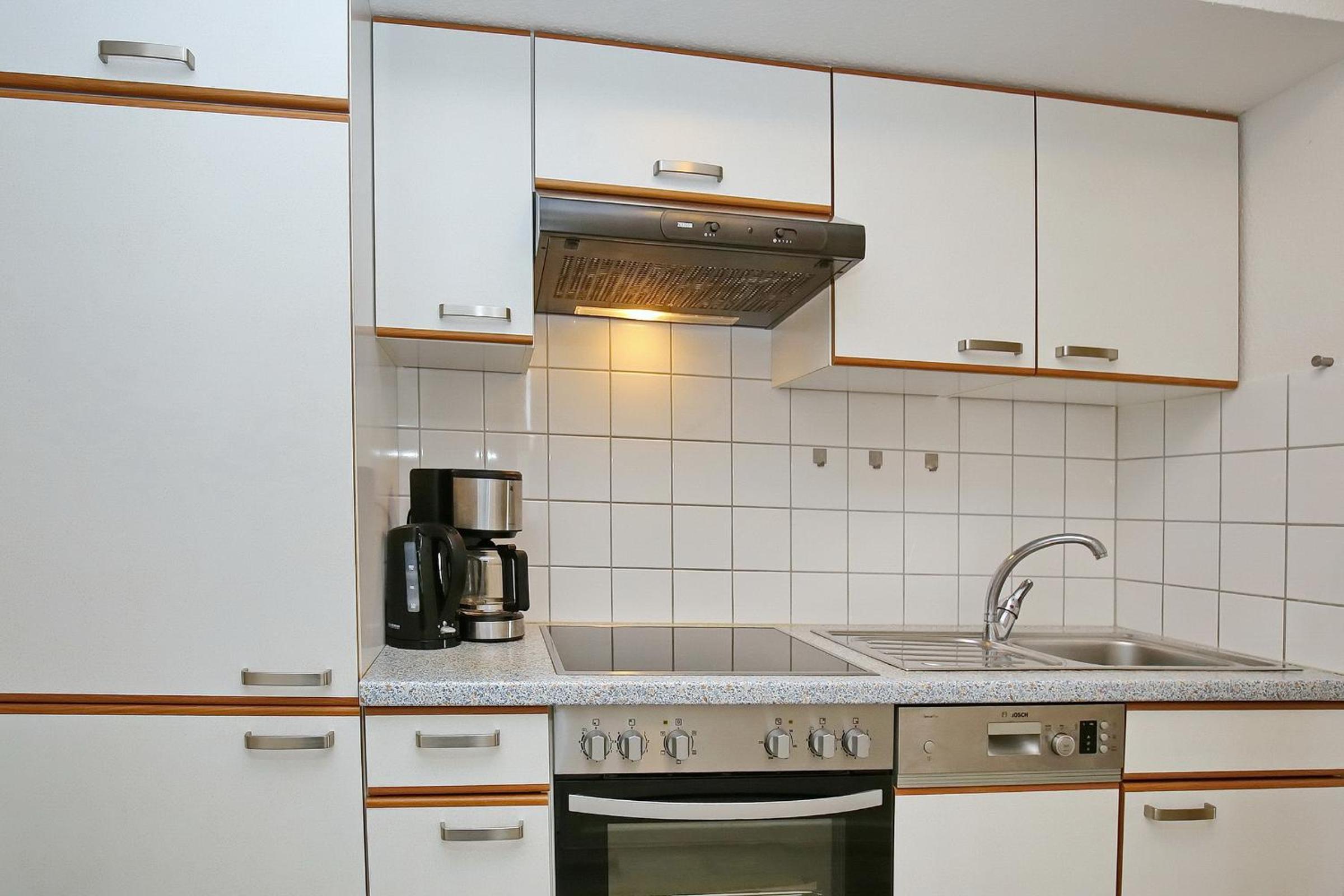 Apartment with Terrace photo 3