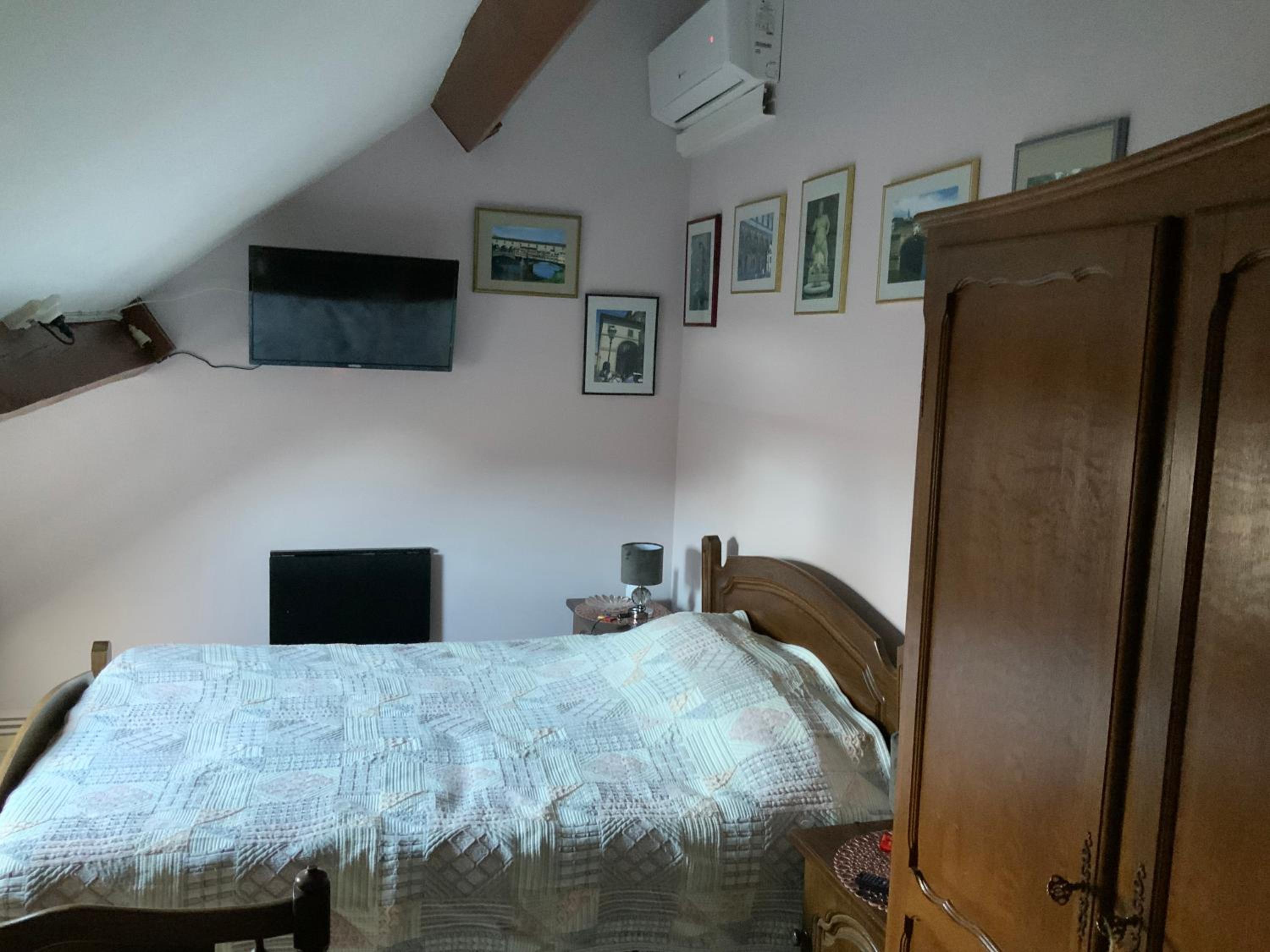 Standard Triple Room photo 2