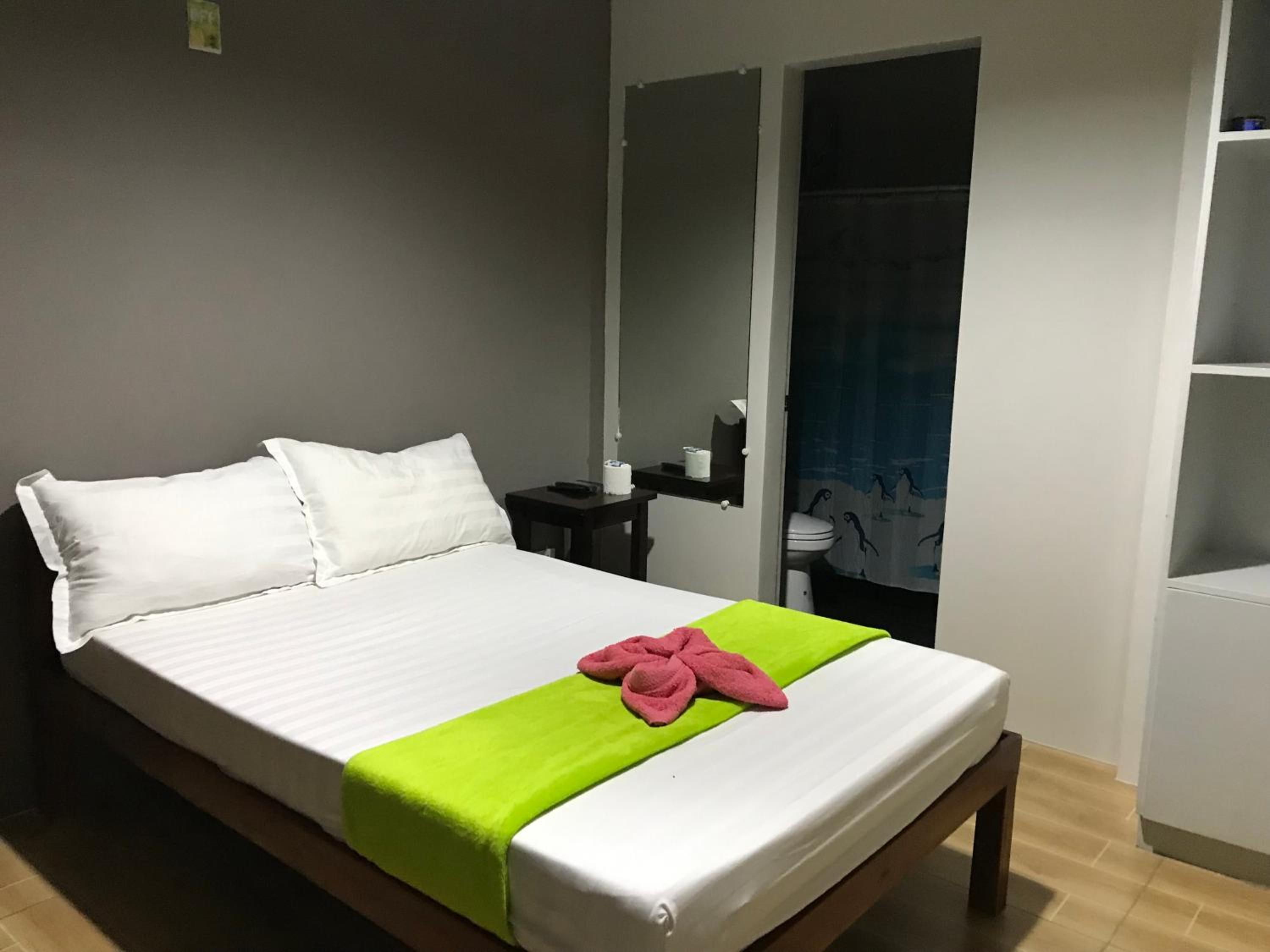 Standard Double Room - Photo 2