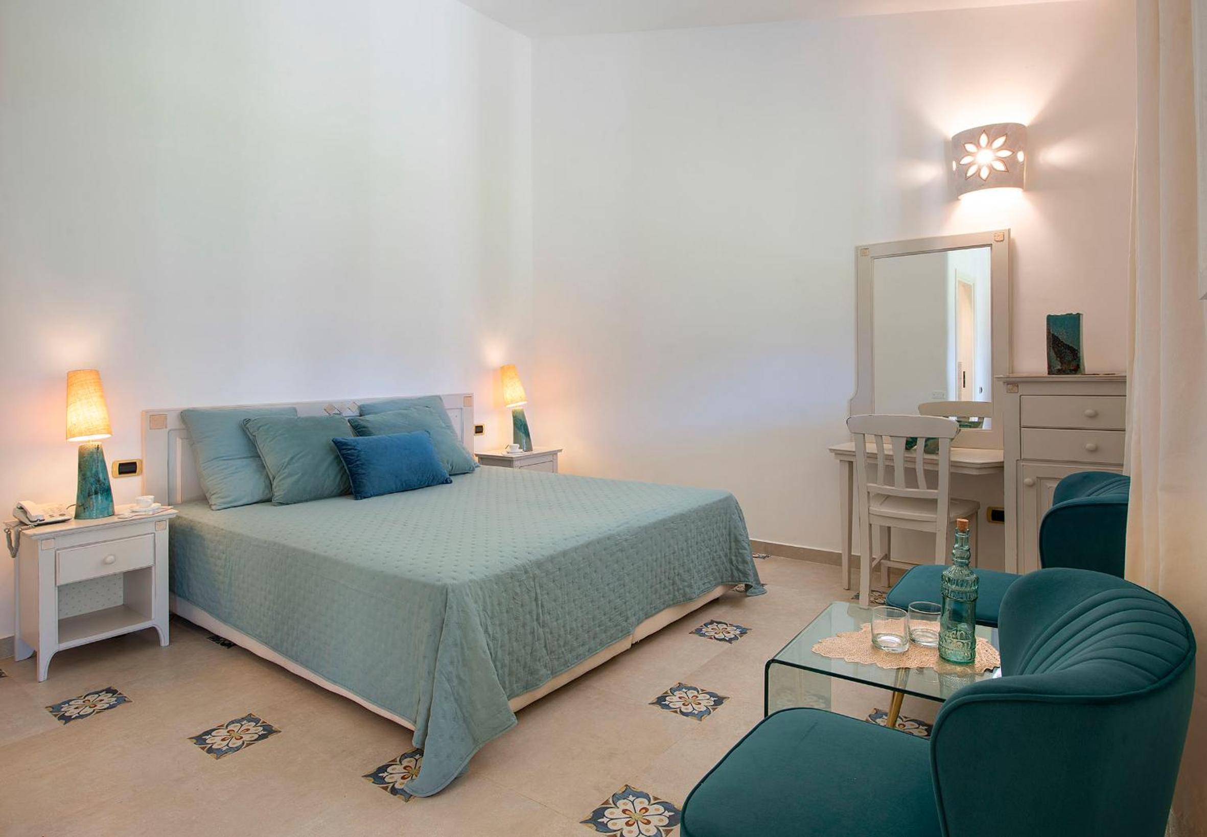 Deluxe Double or Twin Room with Garden View - Photo 1