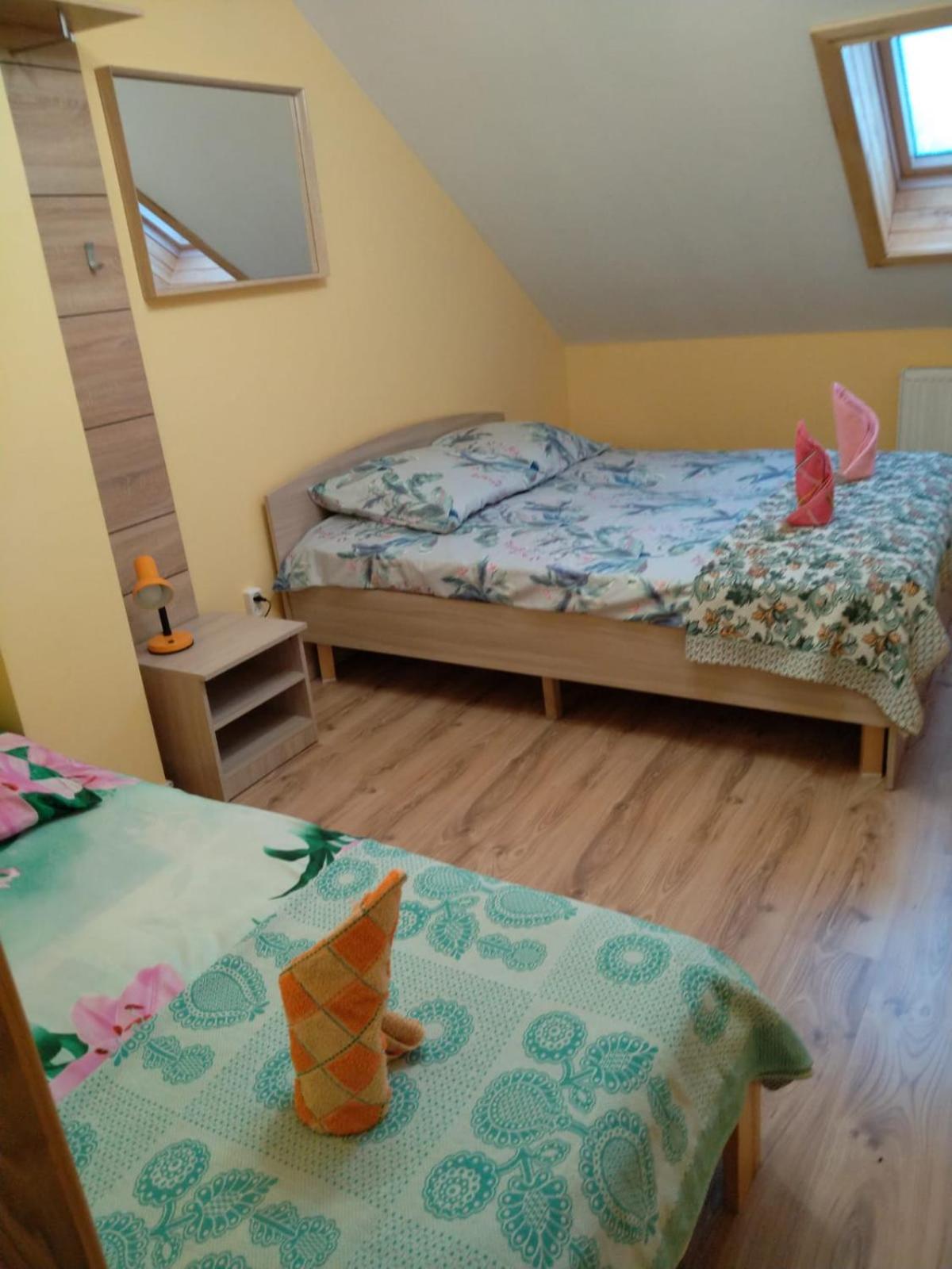 Quadruple Room with Shared Bathroom photo 1