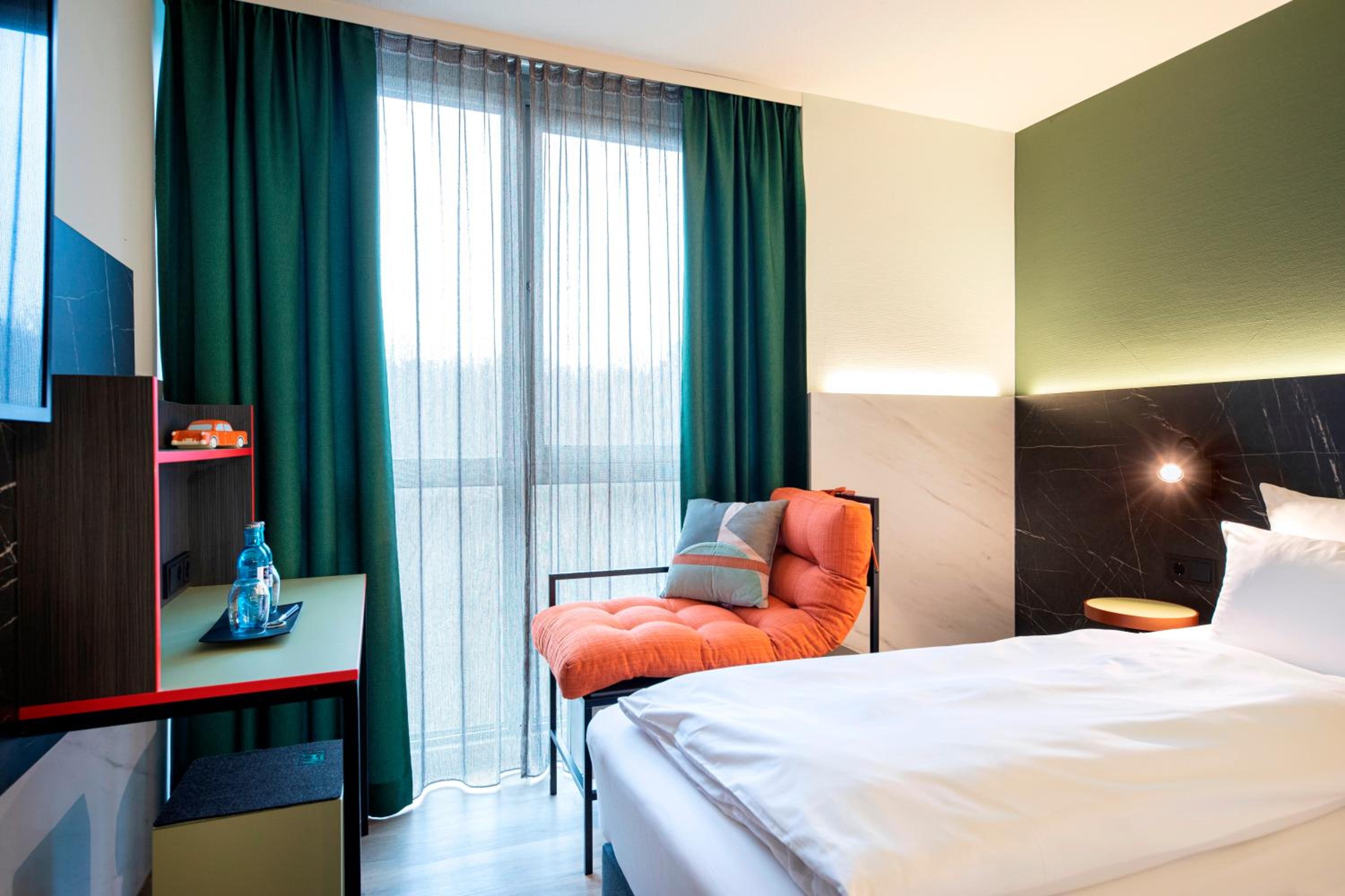 Superior Double Room Twin - Photo 7