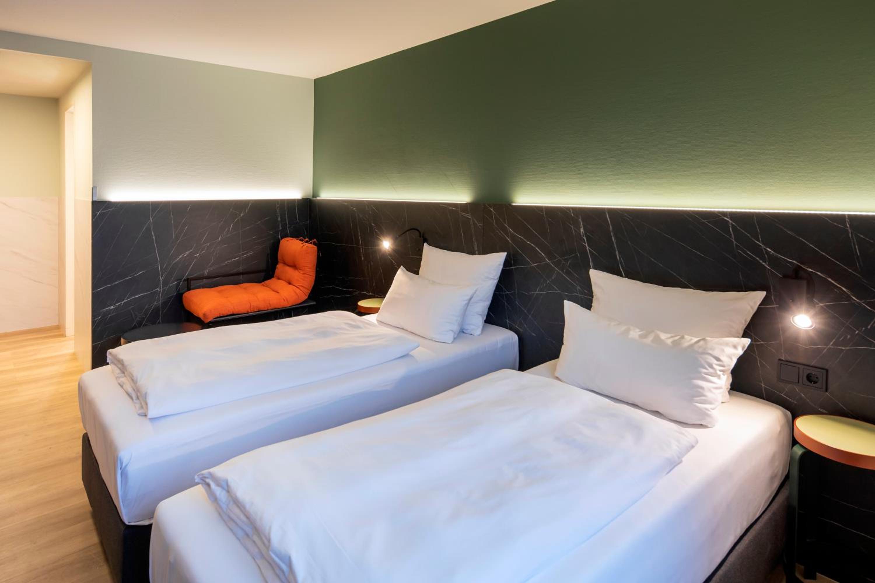 Superior Double Room Twin - Photo 18