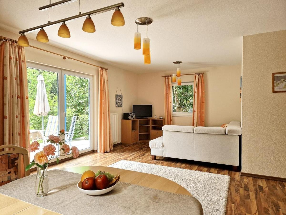 Apartment with Terrace photo 3