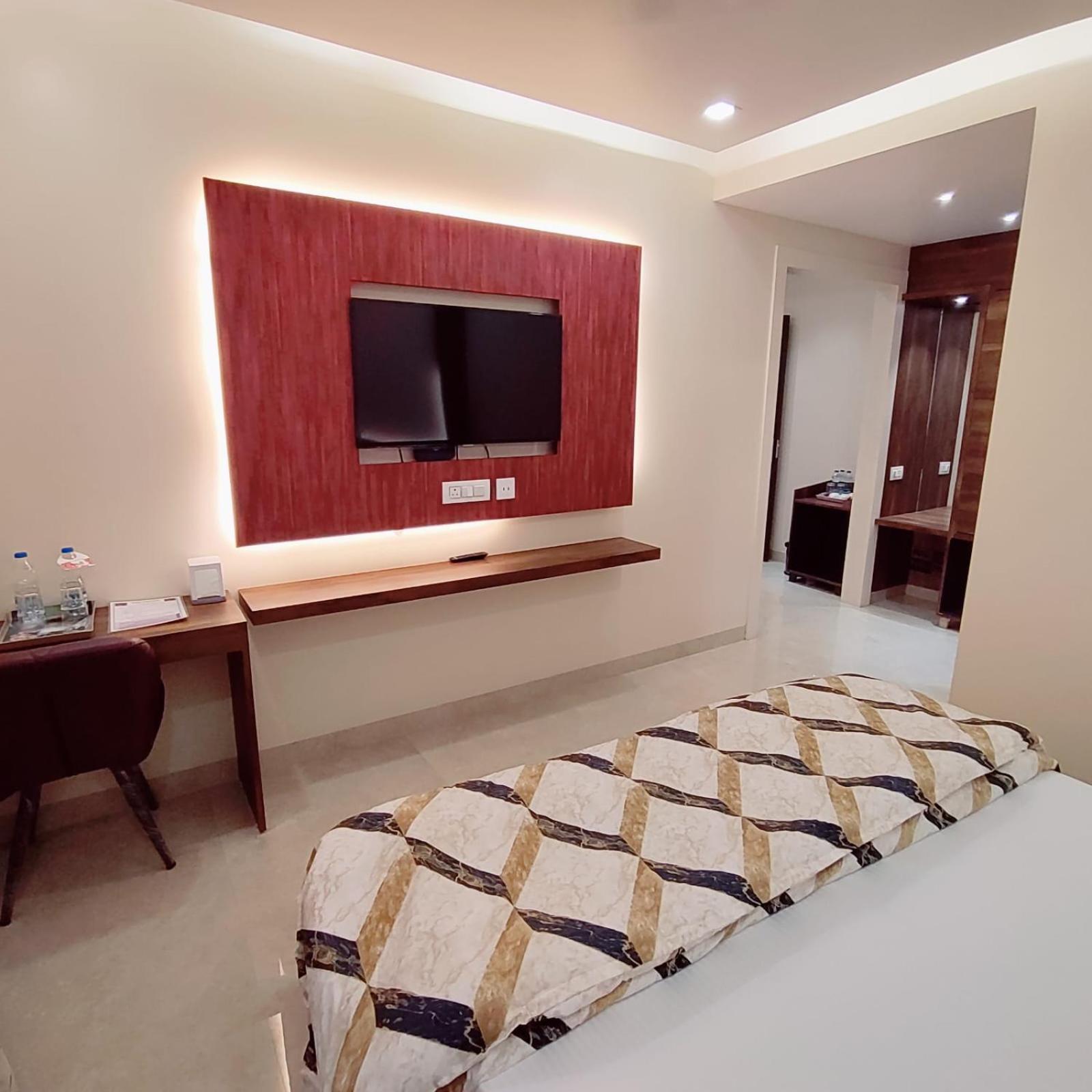 One-Bedroom Suite