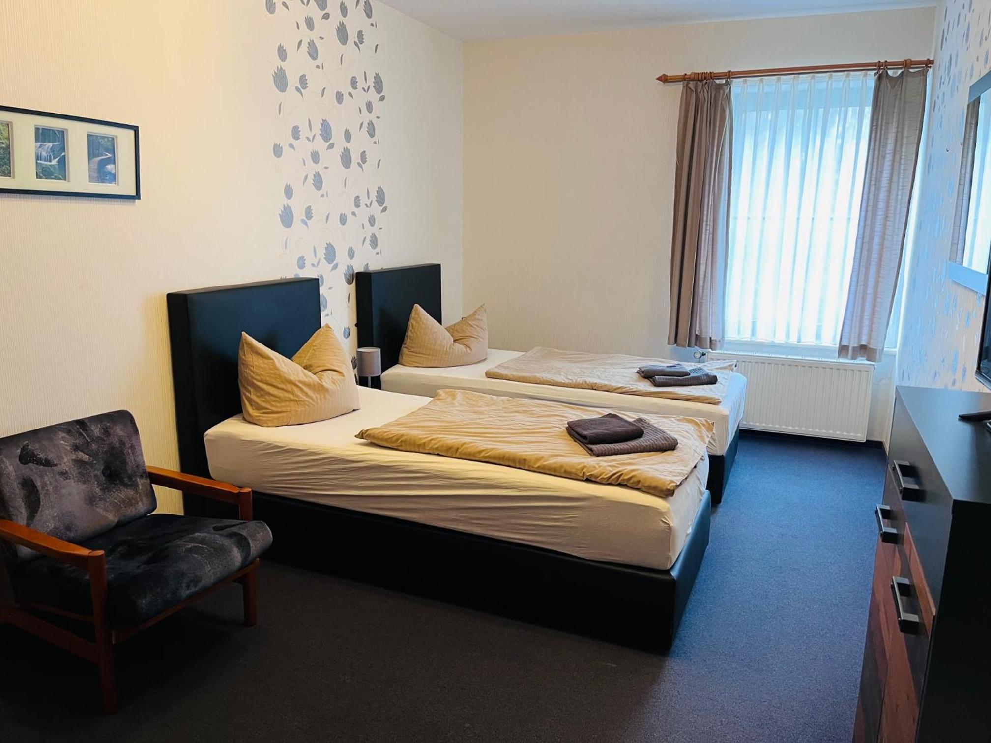 Standard Twin Room photo 1
