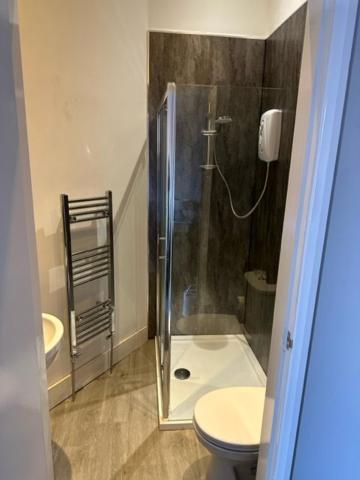 Deluxe Double Room with Shower - Photo 4