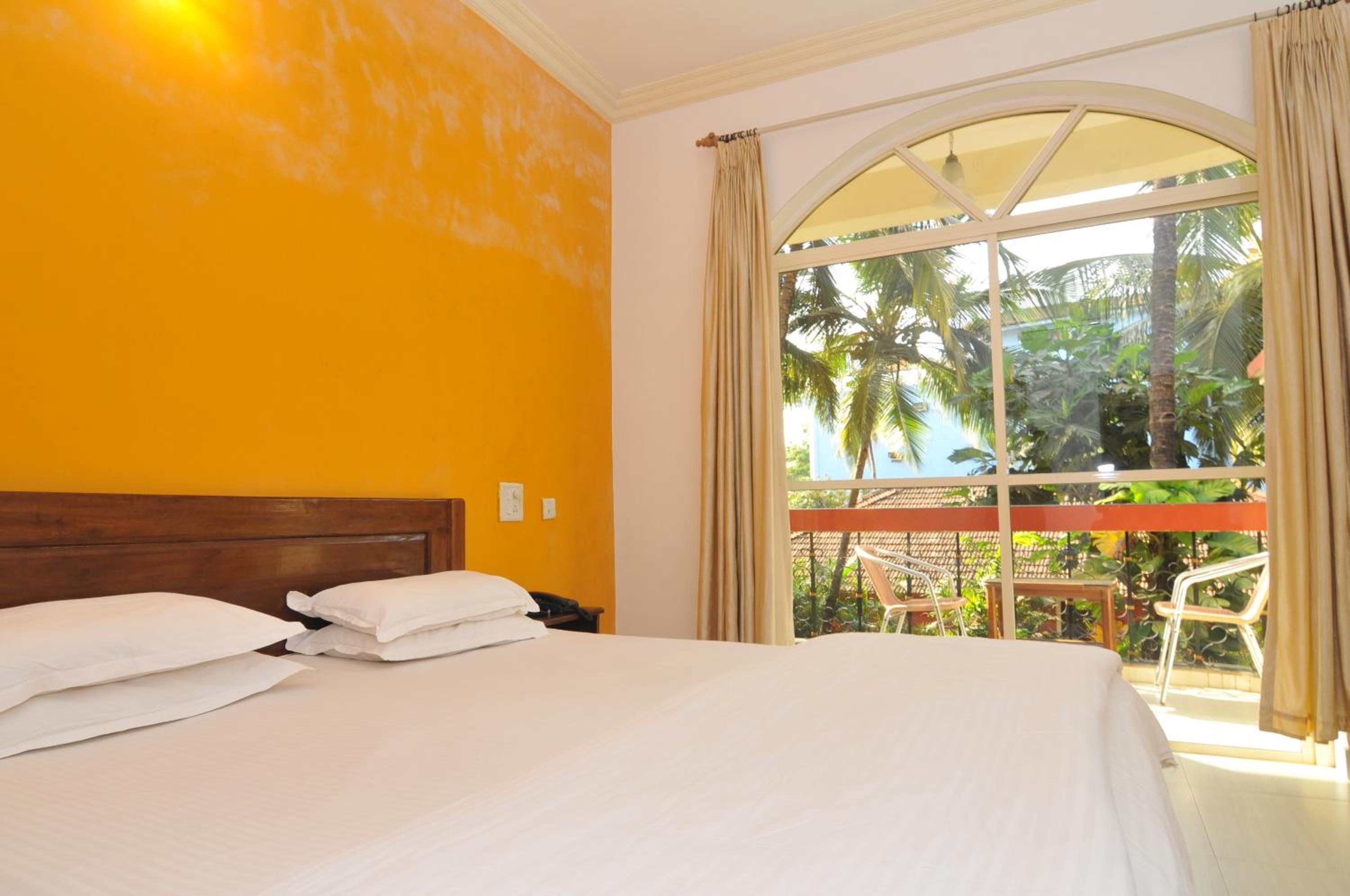 Deluxe Double or Twin Room - Photo 3