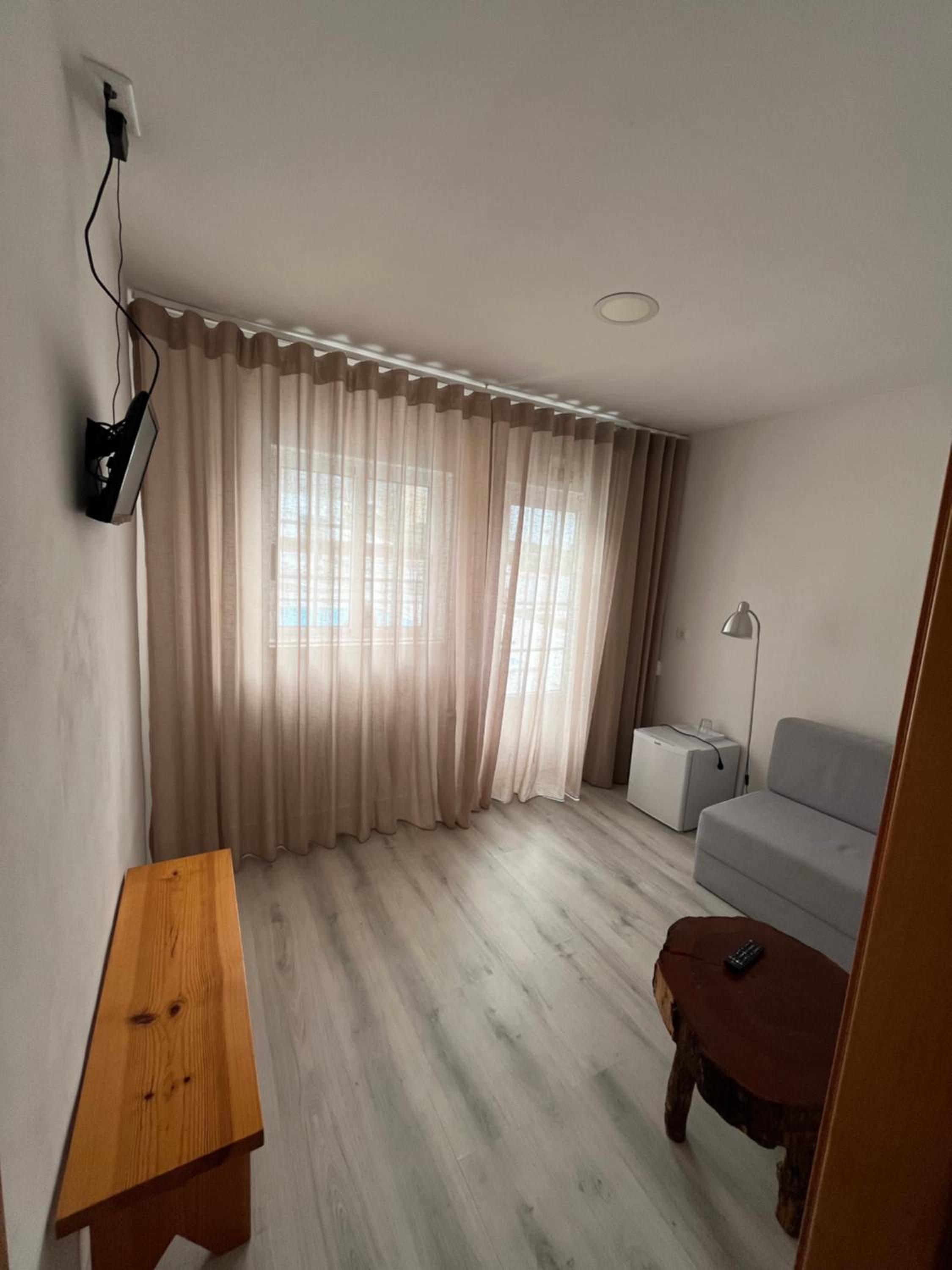 Suite - Photo 6