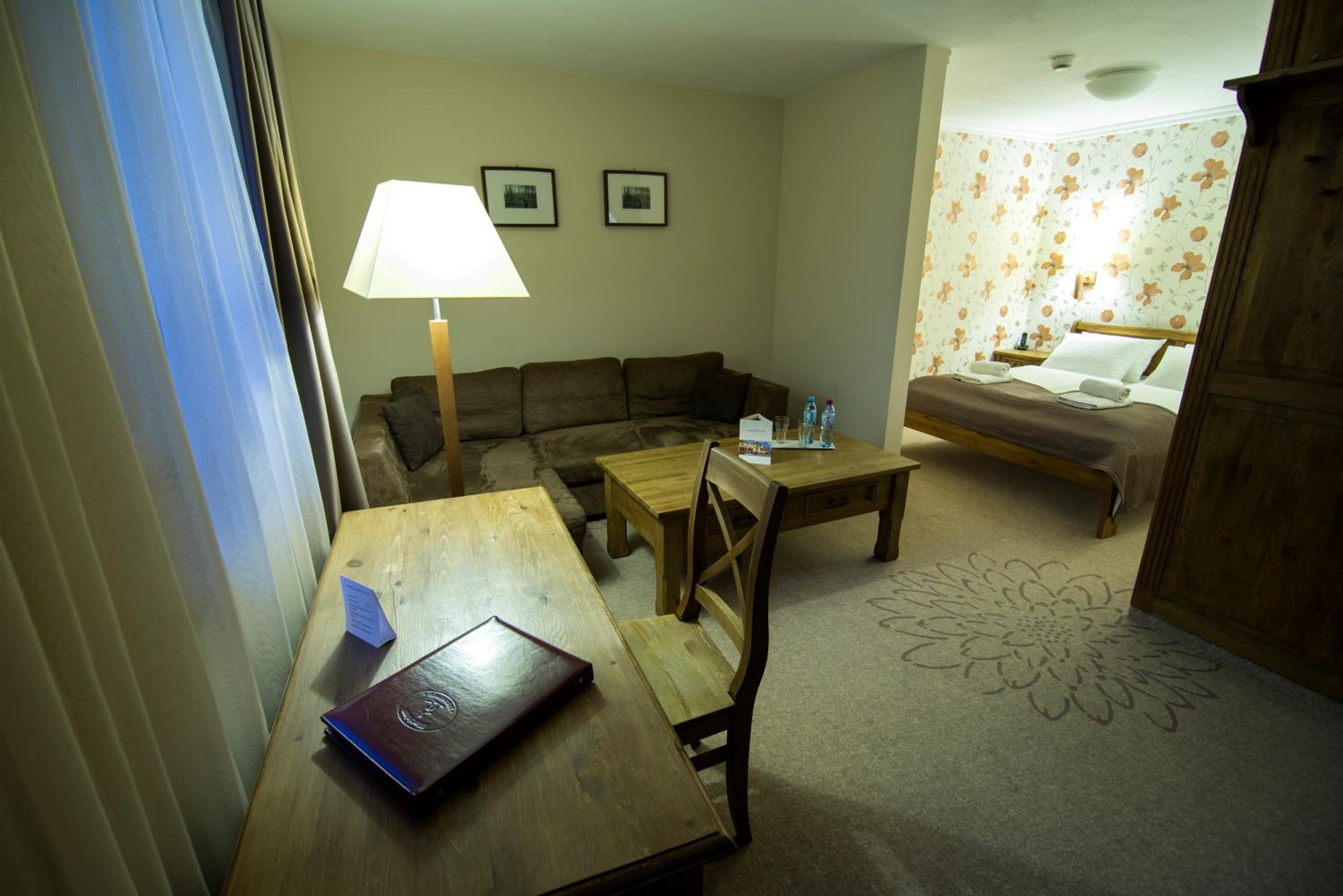 Apartment - Photo 2