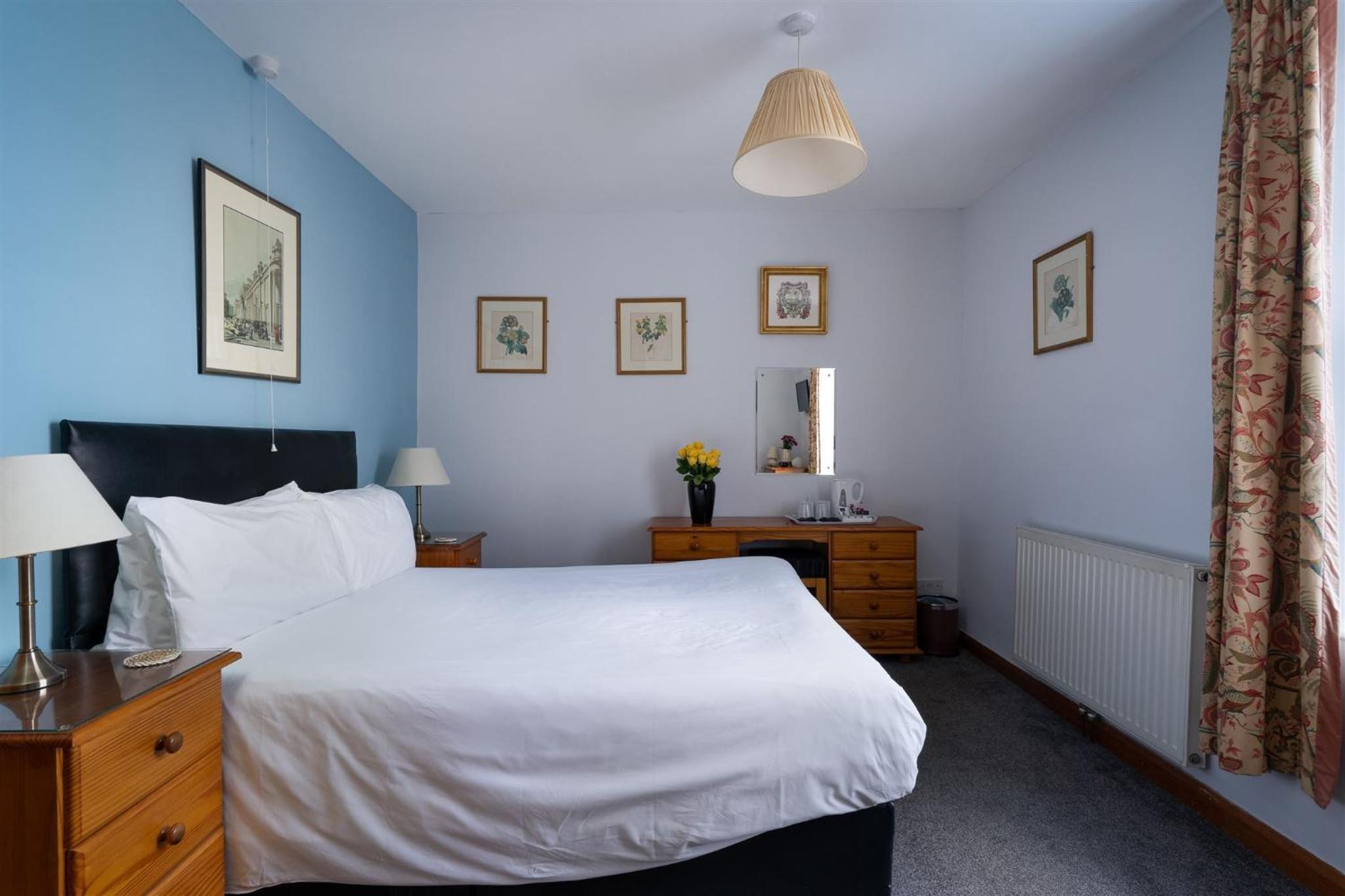 Double Room with Private Bathroom photo 1