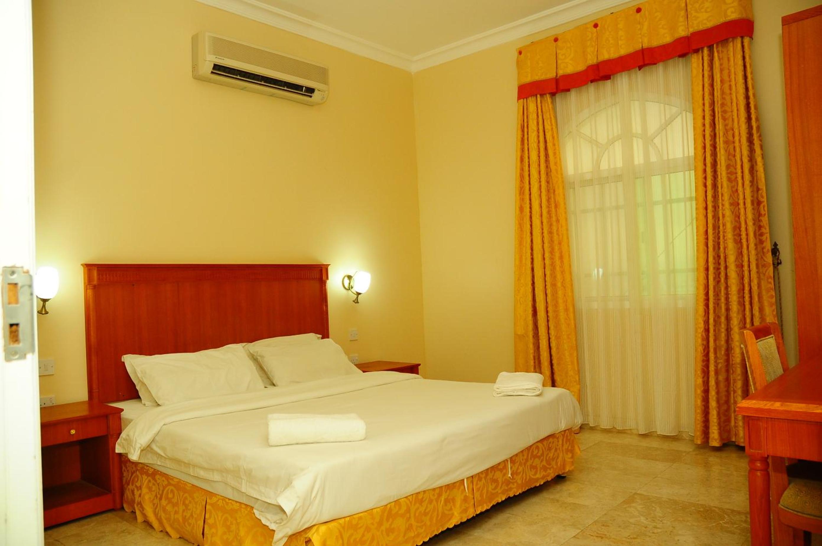 One-Bedroom Suite photo 3