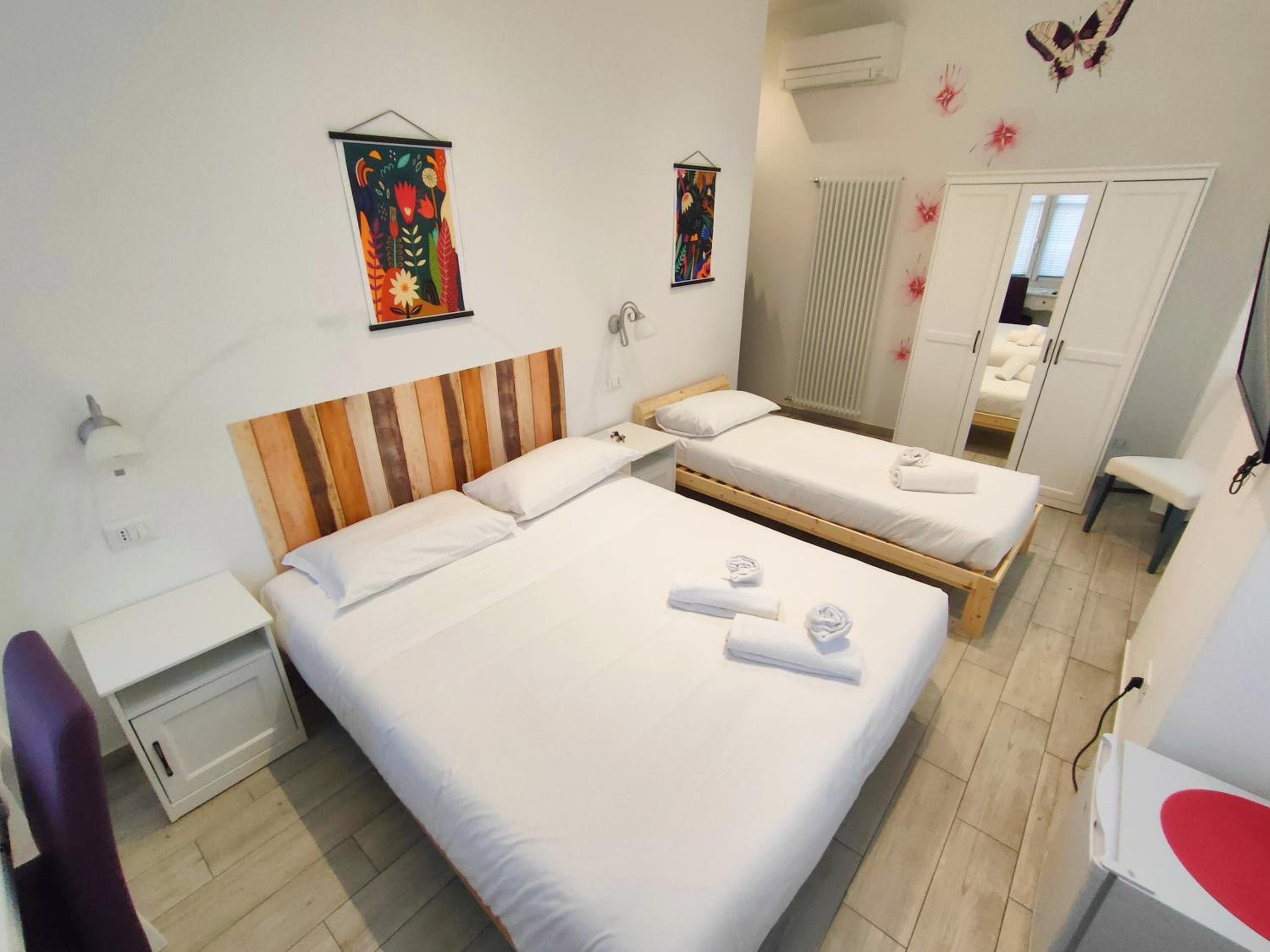 Triple Room with Private Bathroom photo 1