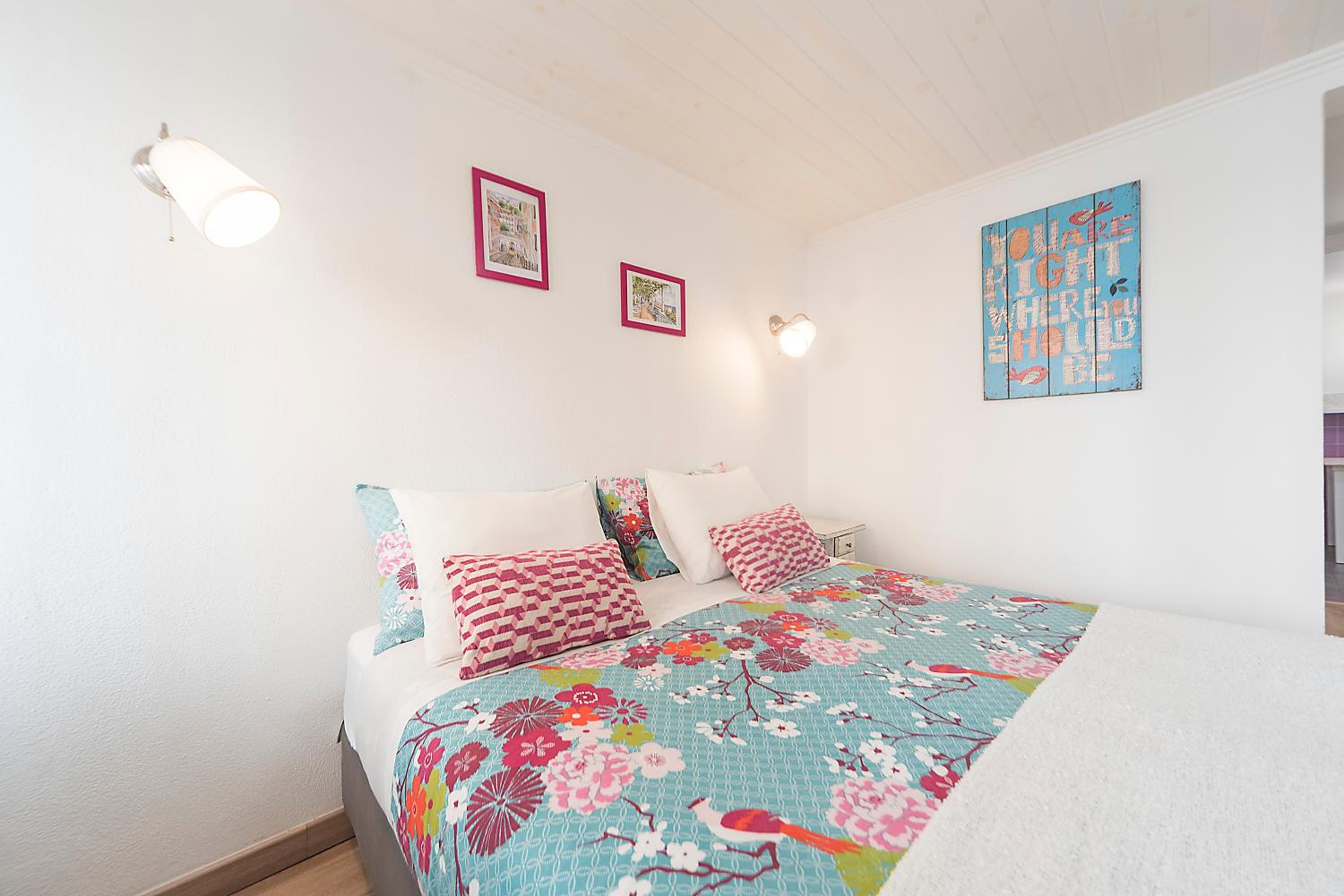One-Bedroom Apartment with Balcony photo 2