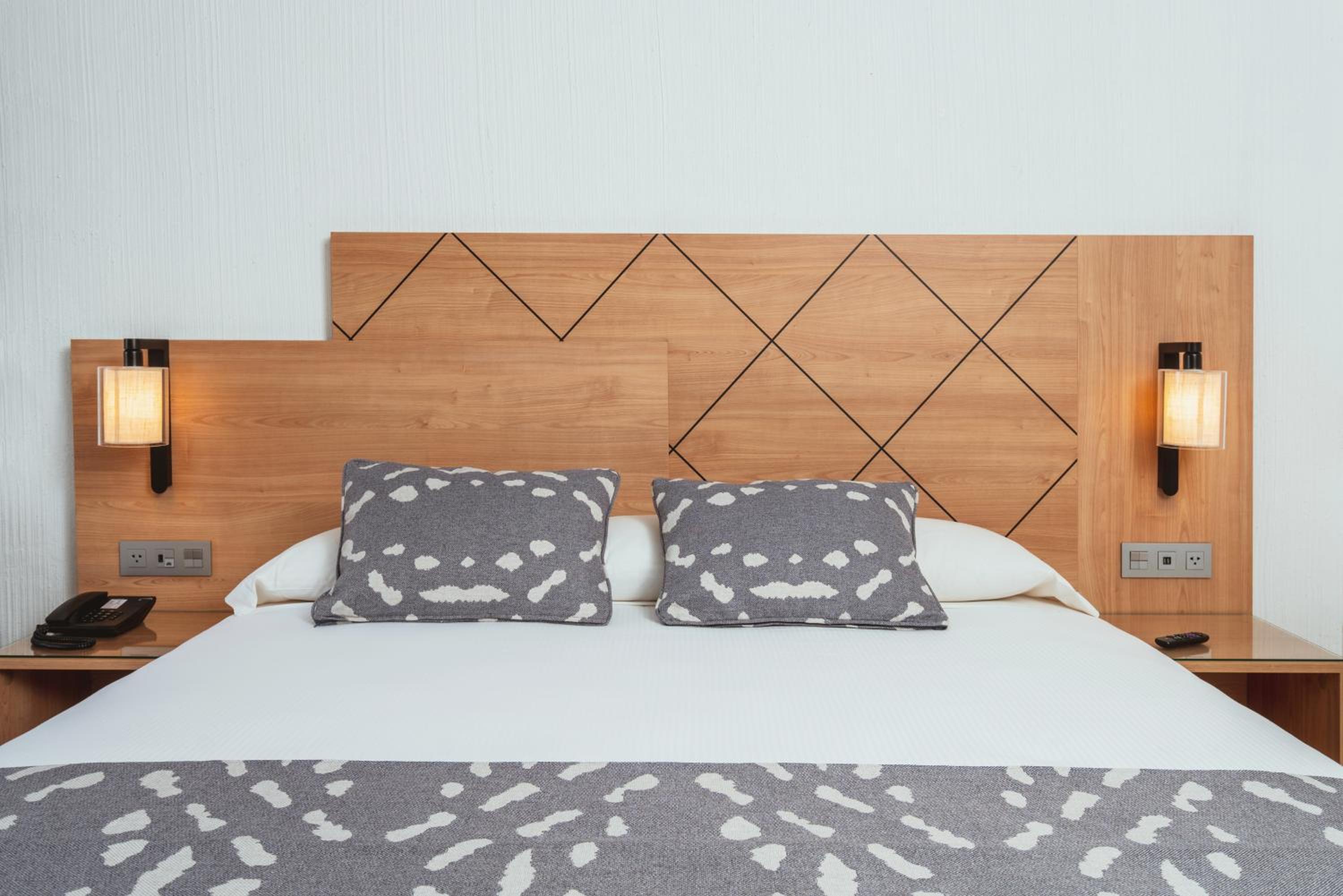 Double Room with Garden View - Recently renovated - Photo 3