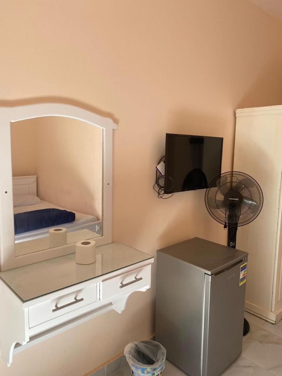 Deluxe Apartment - Photo 9