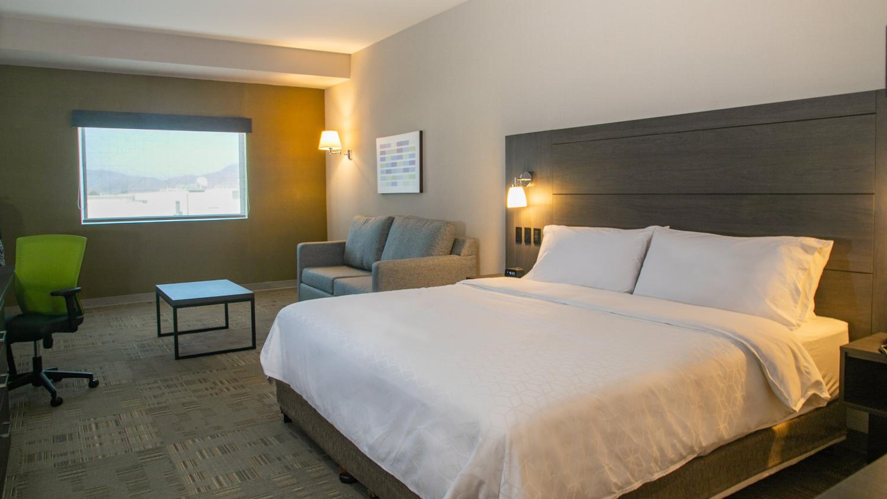 King Suite - Photo 5