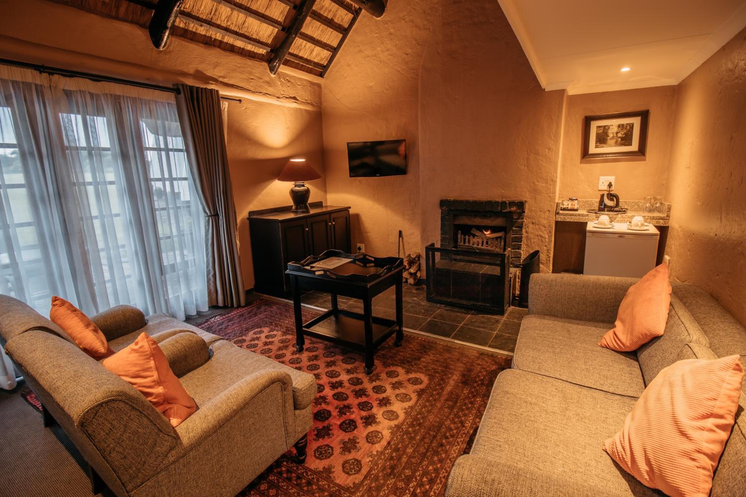 Family Room - Photo 12