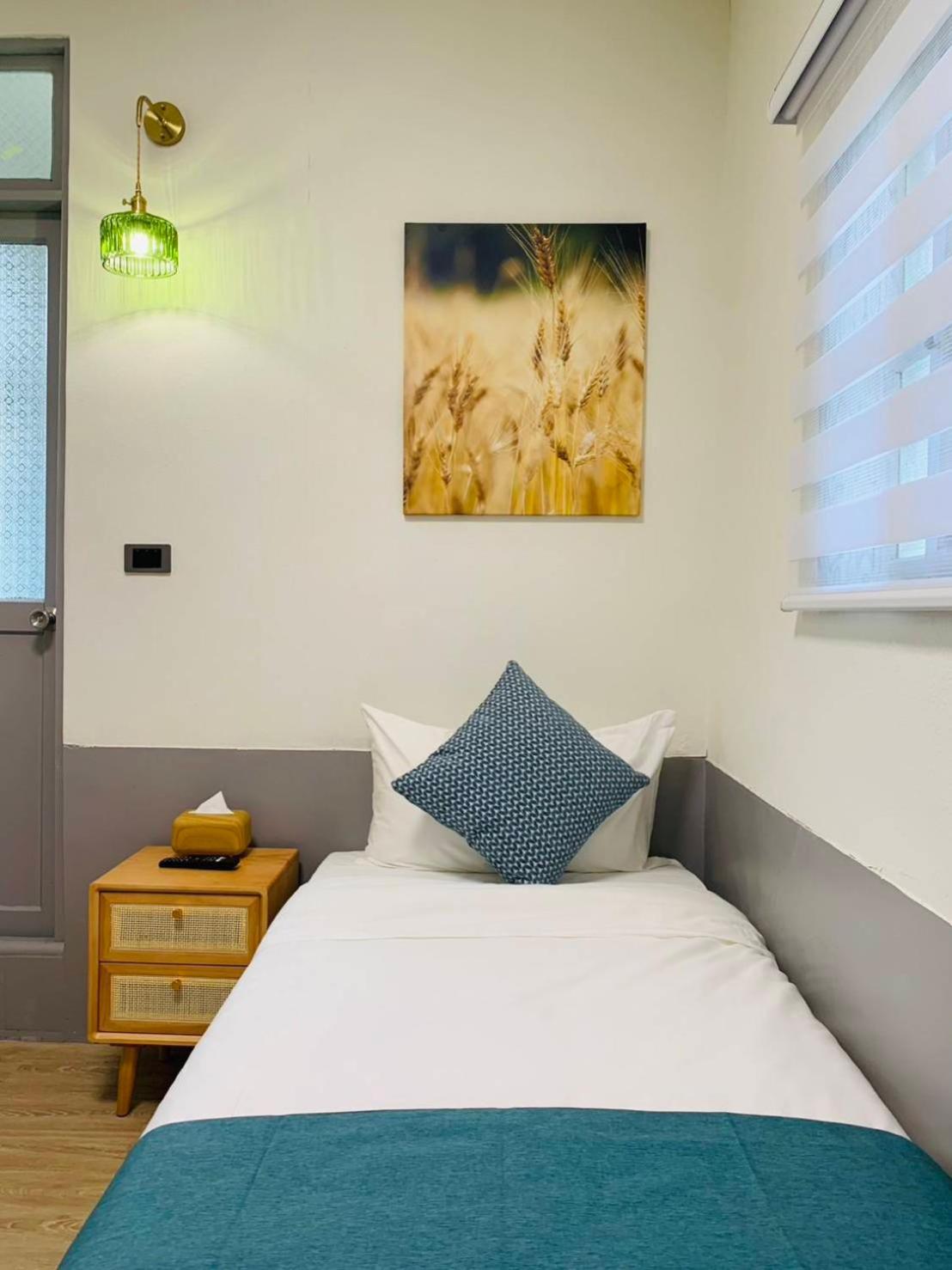 Deluxe Single Room photo 2