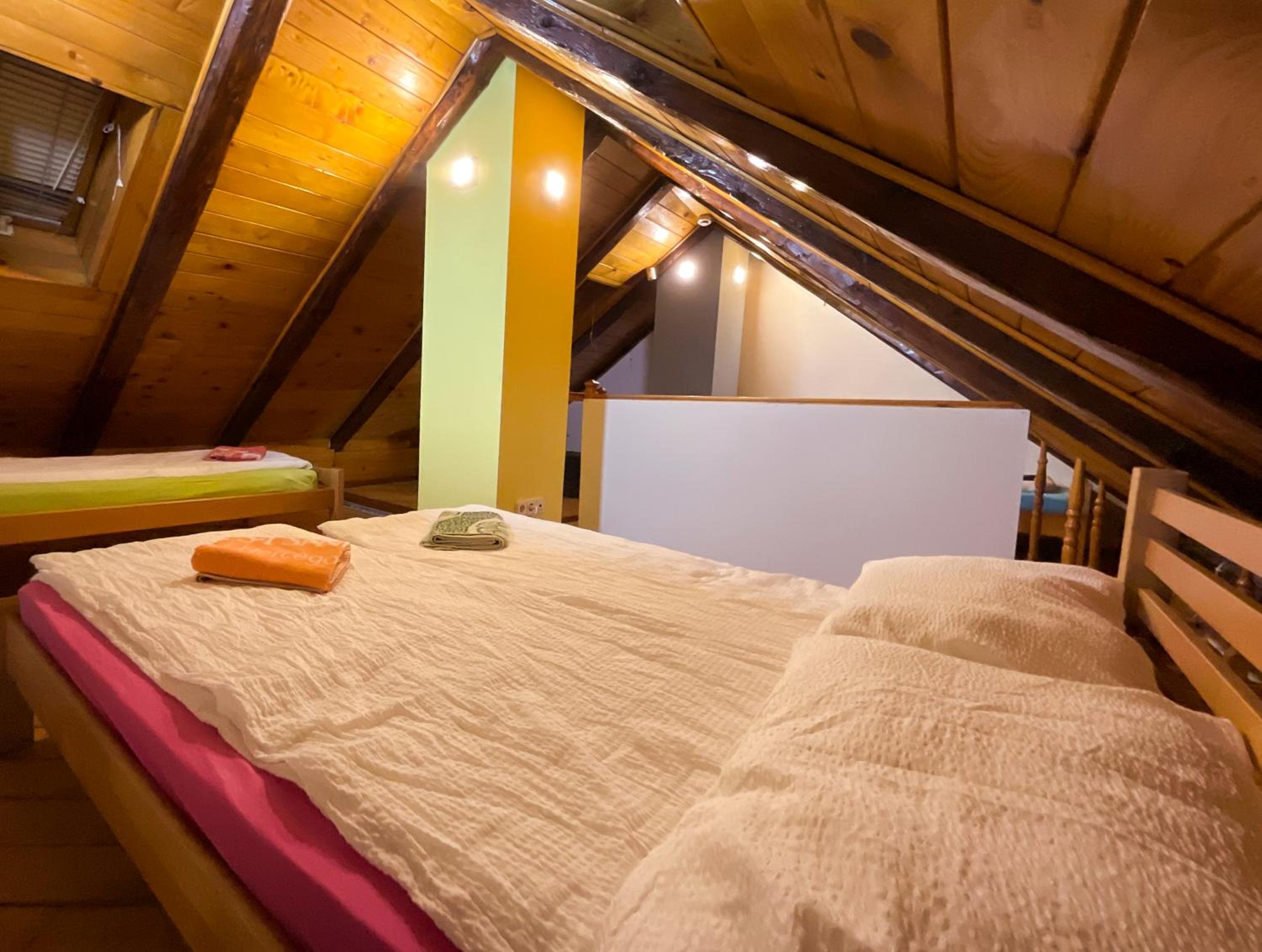 Quadruple Room with Shared Bathroom photo 1