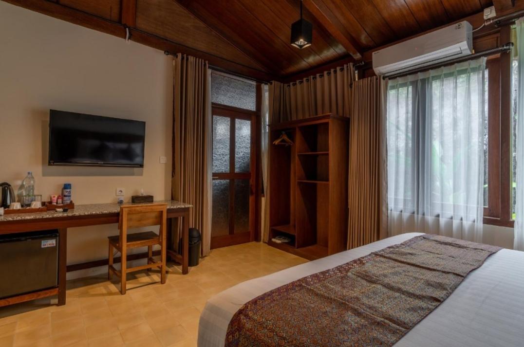 Superior King Suite - Photo 1