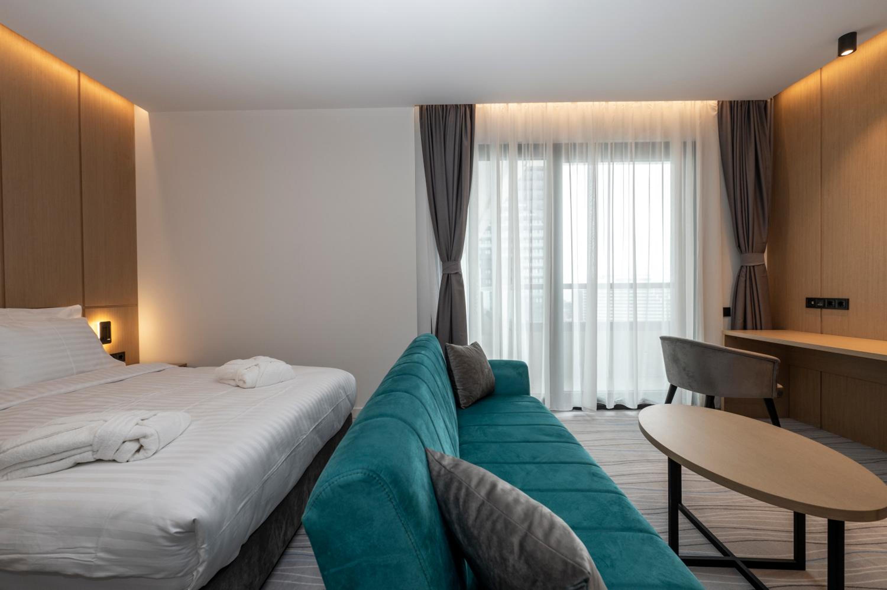 Junior Suite - Photo 16