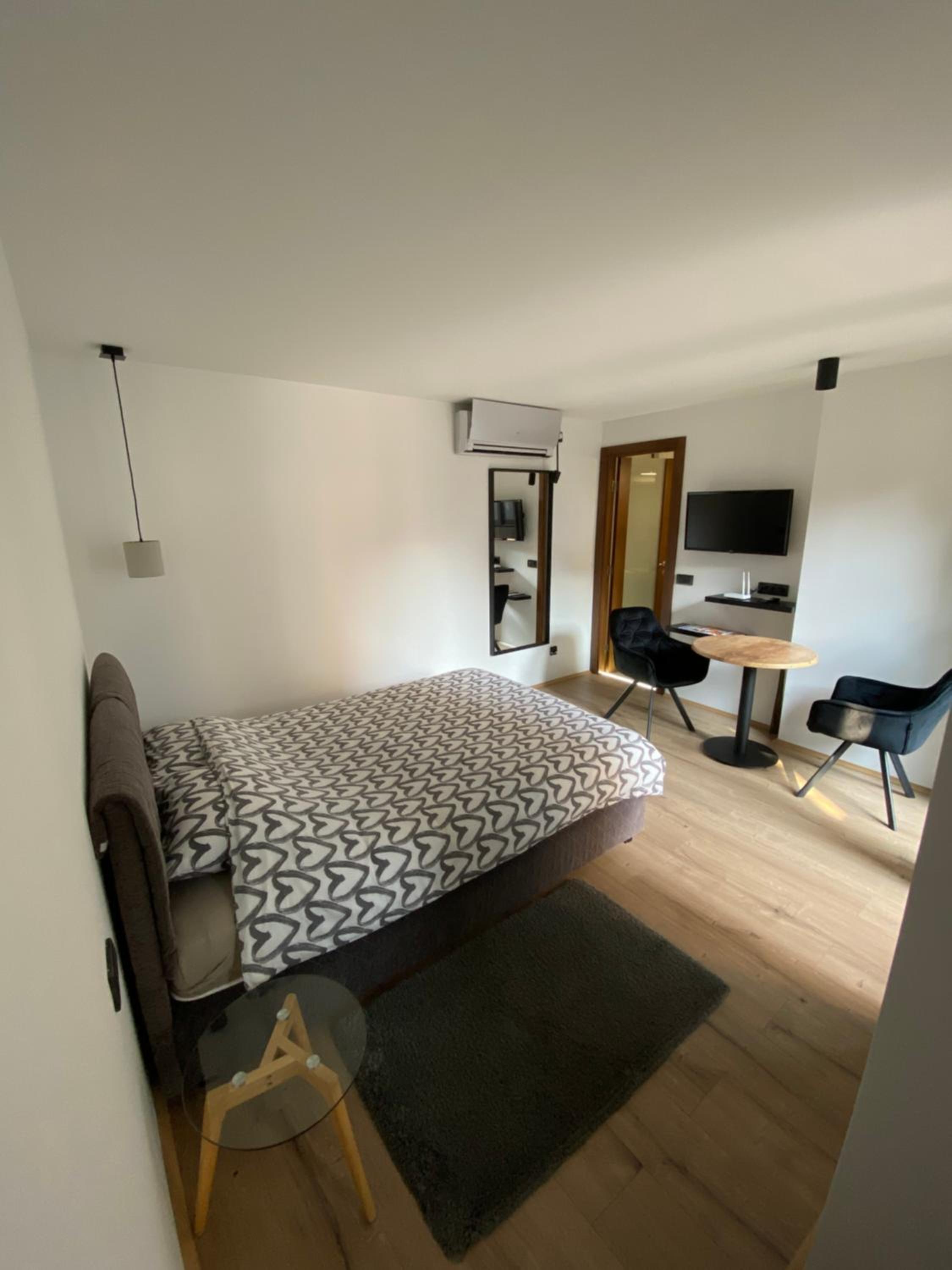 Studio with Garden View