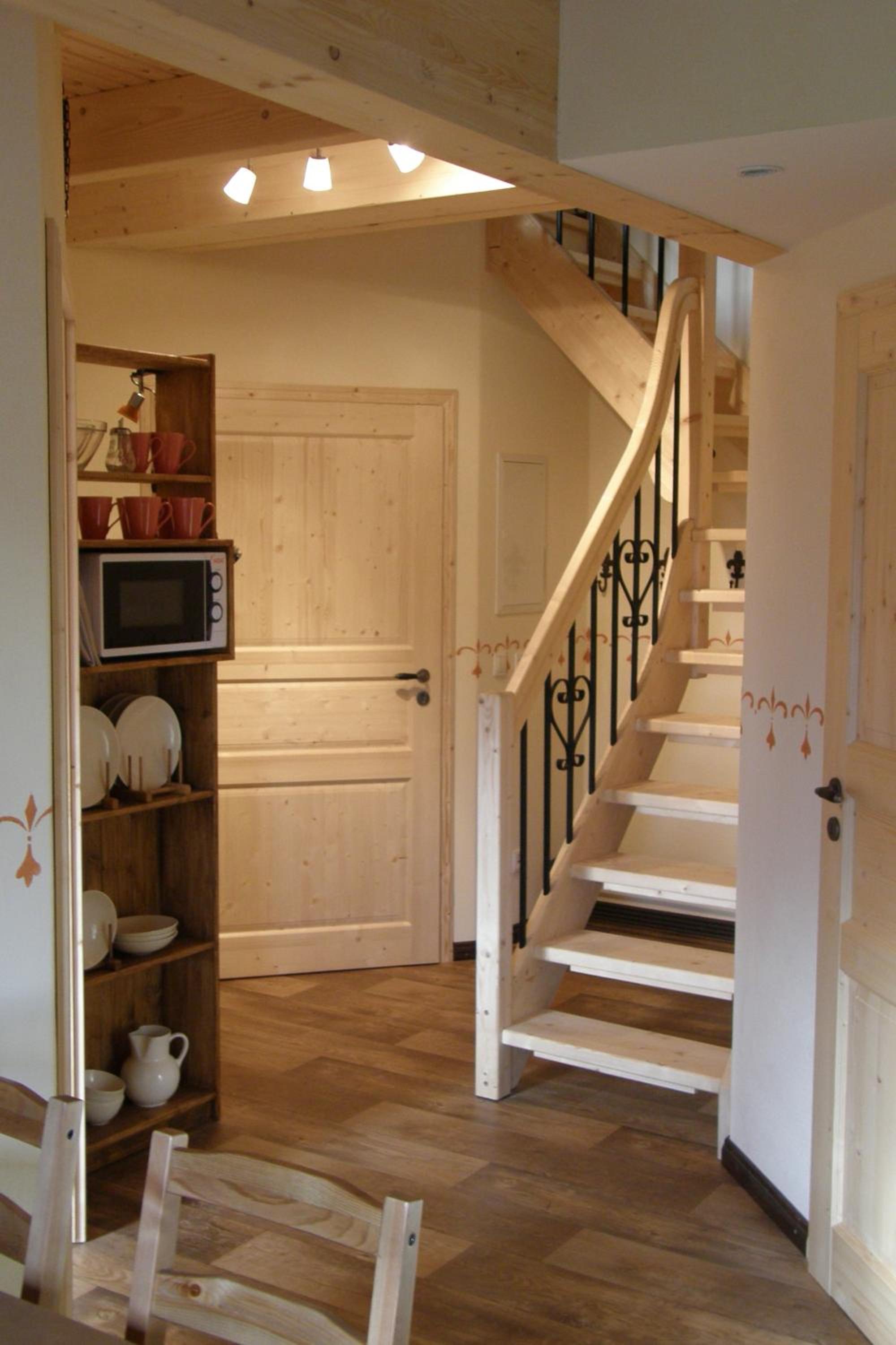 Apartment - Split Level photo 2