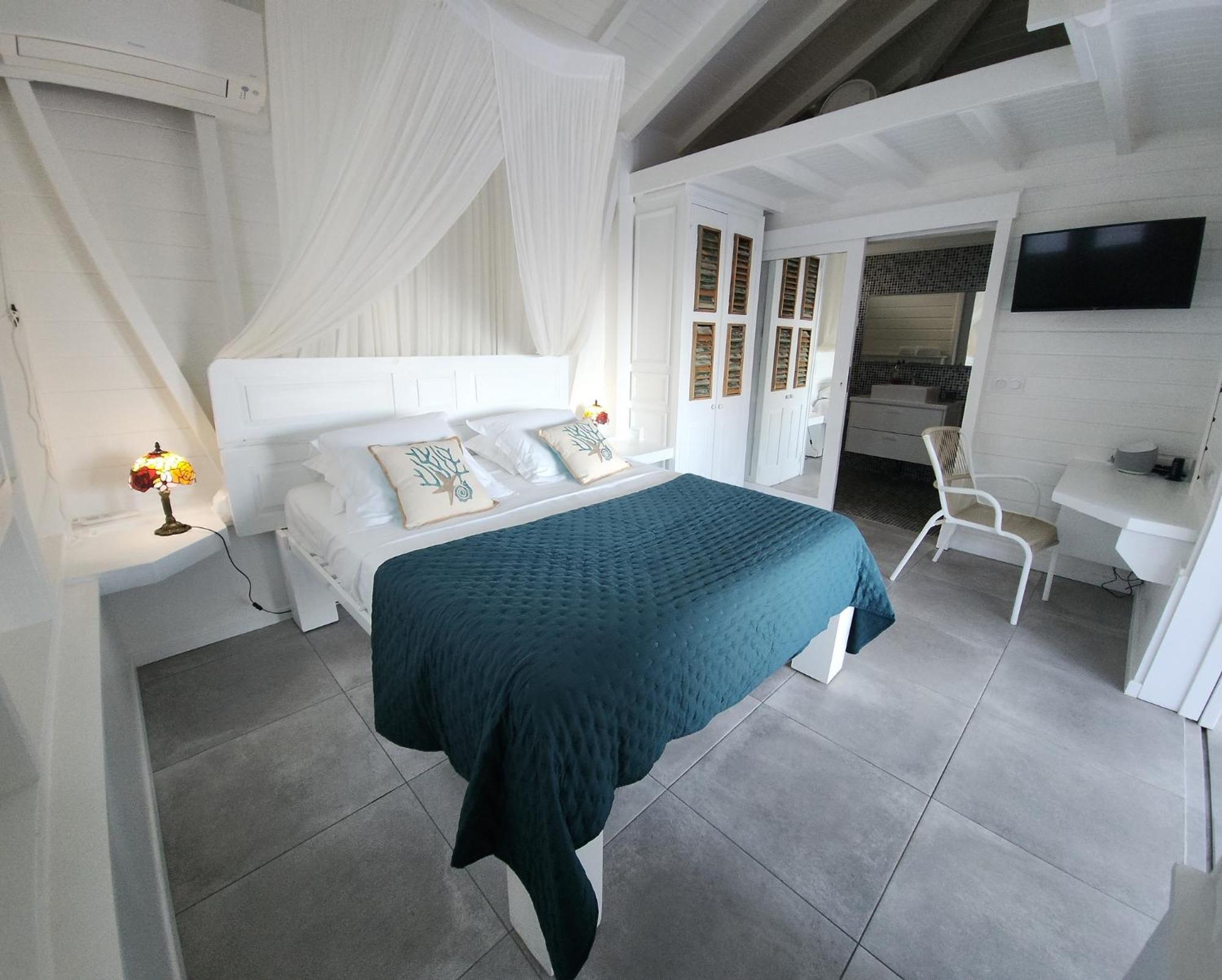 Villa with Private Pool photo 1