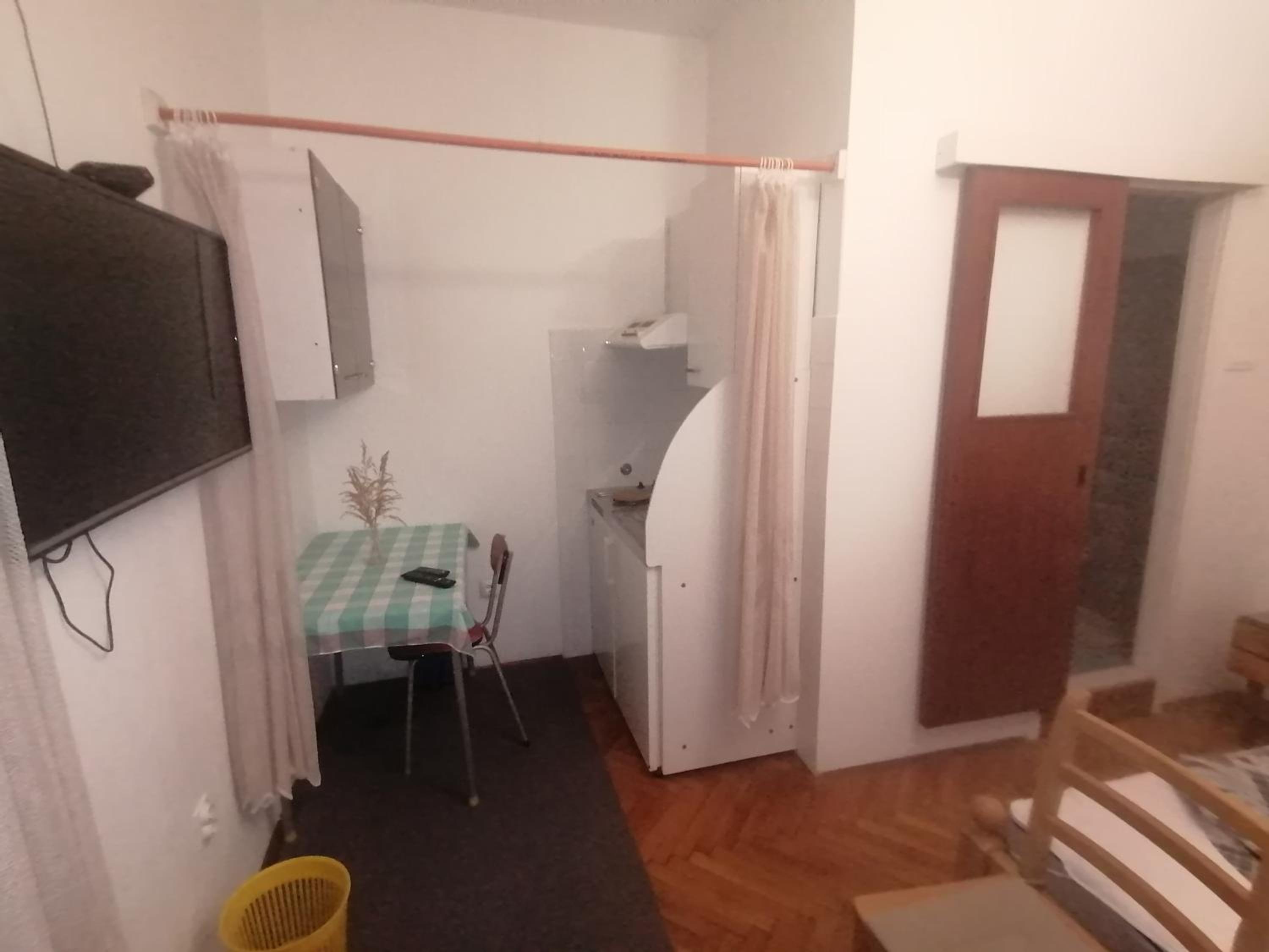 Apartment with Balcony photo 1