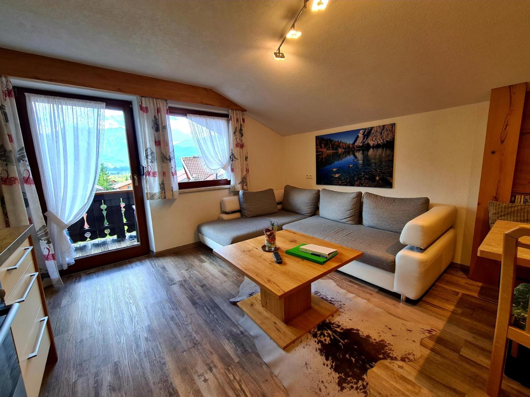Apartment photo 1