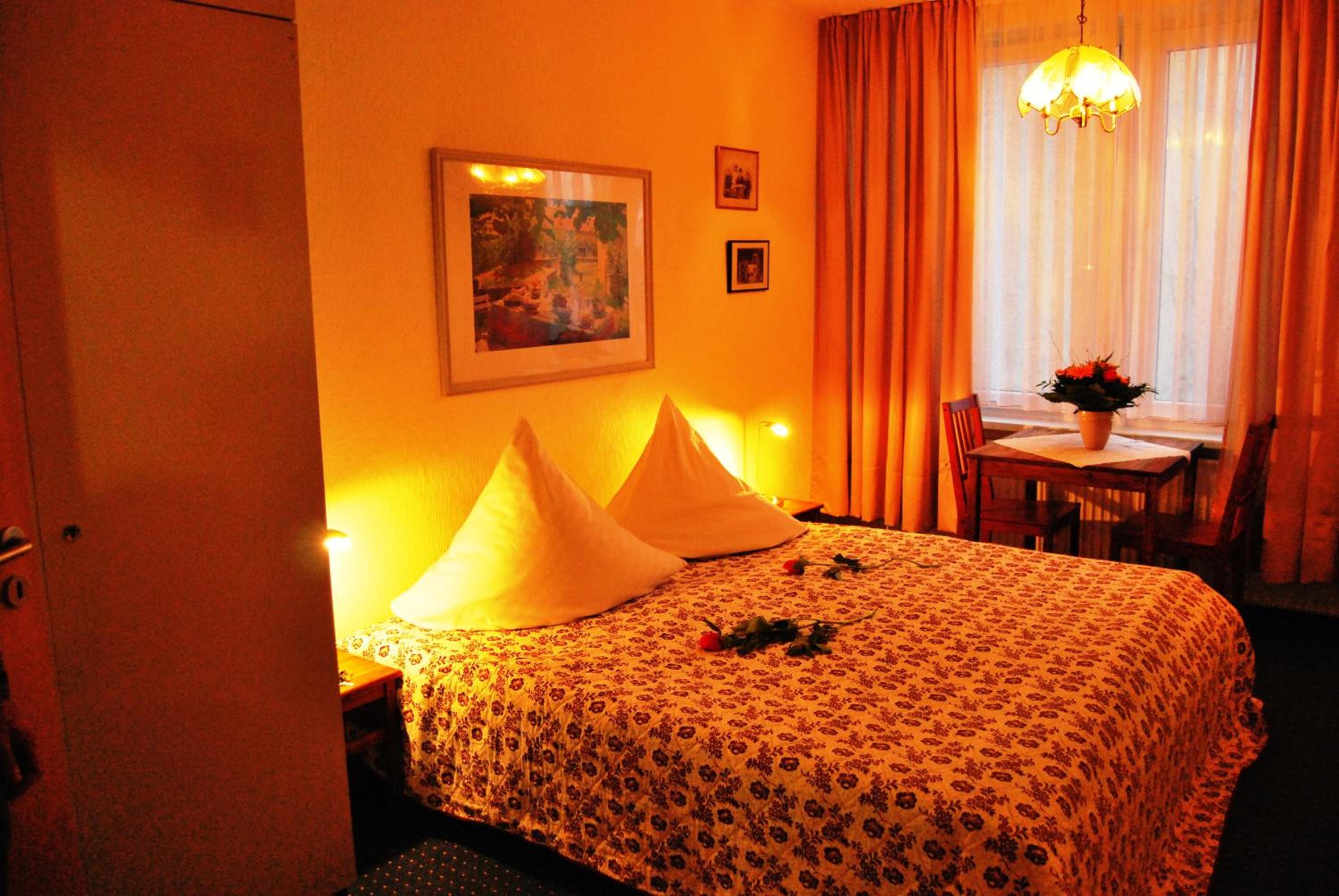 Two-Bedroom Apartment (2-4 Adults) photo 1