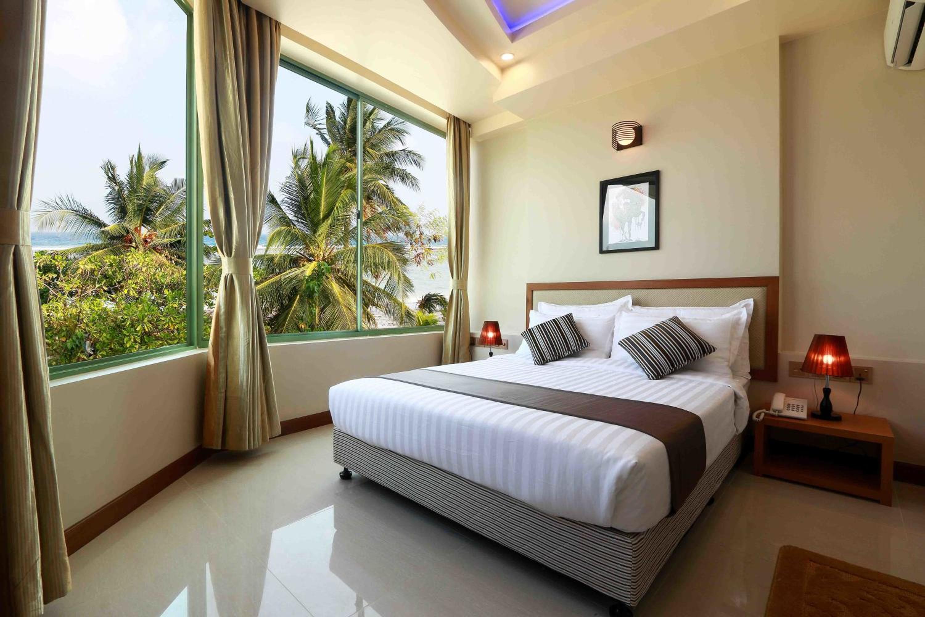 King Room with Sea View photo 1