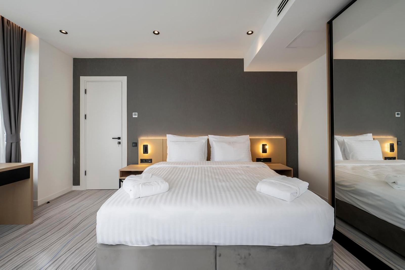 Two-Bedroom Suite - Photo 1