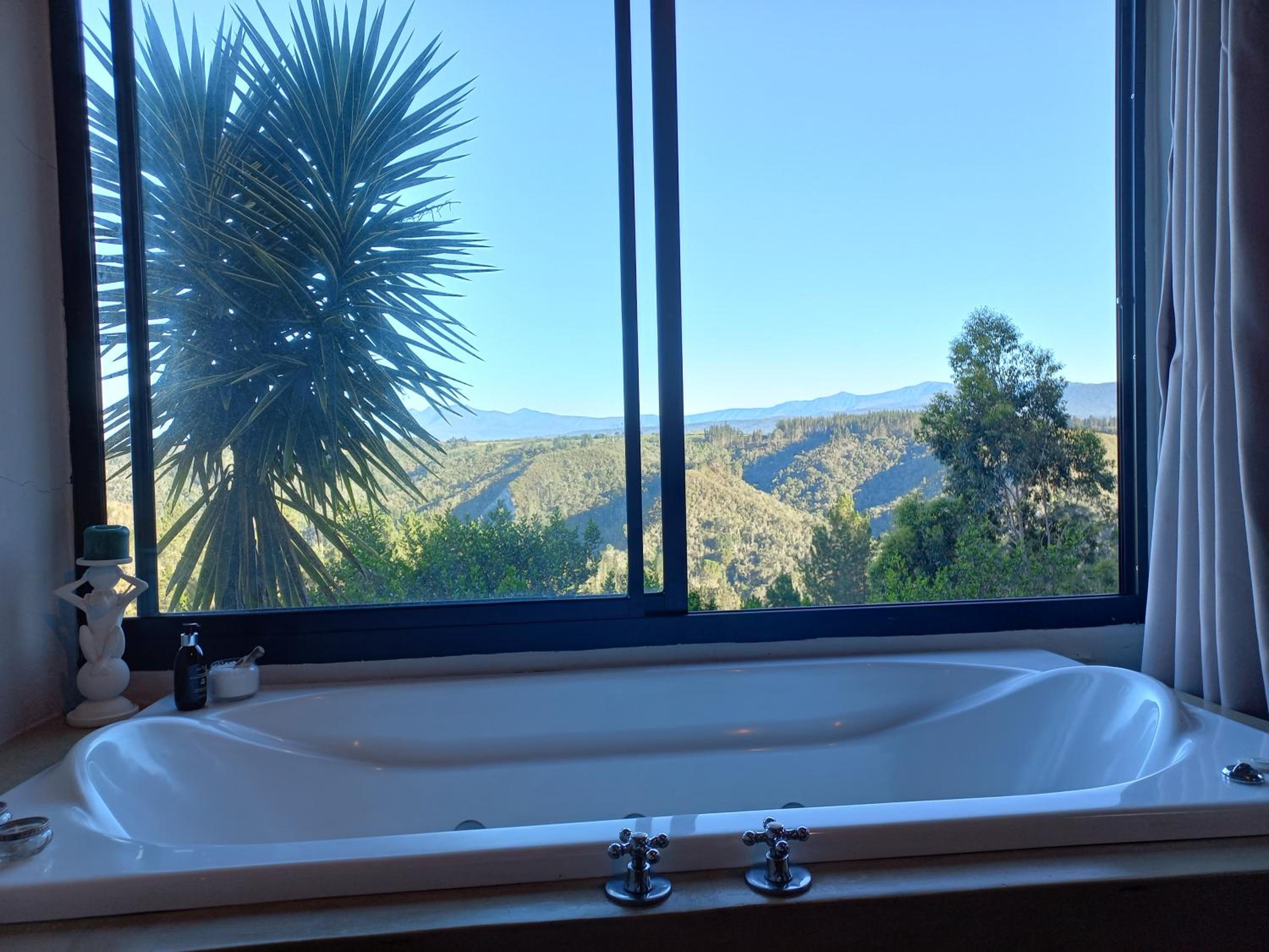 Honeymoon Suite - Glory Dawn photo 3