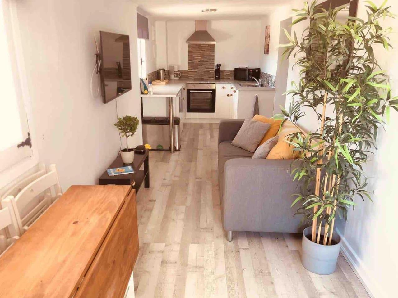 Apartment photo 3