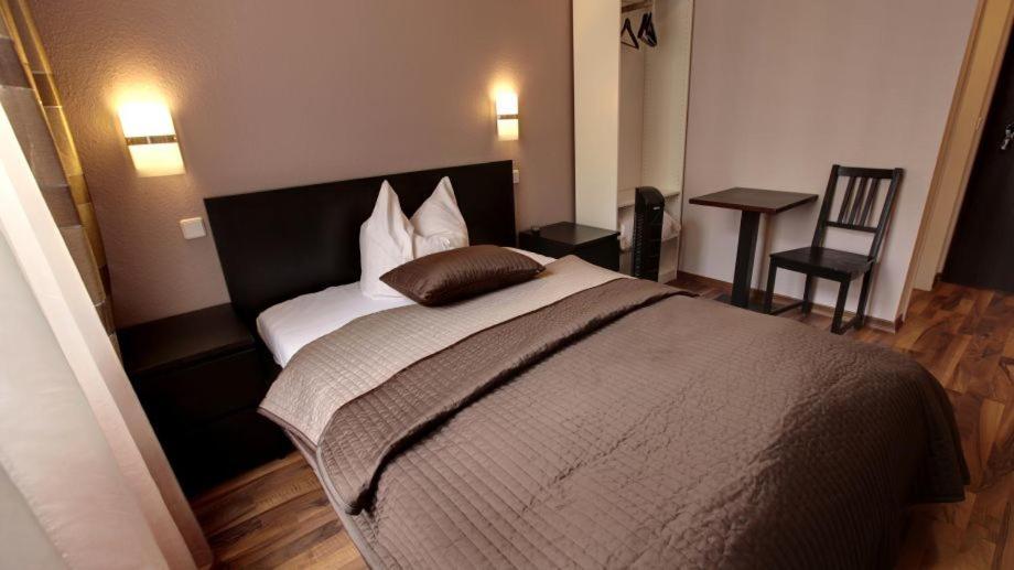 Single Room photo 1