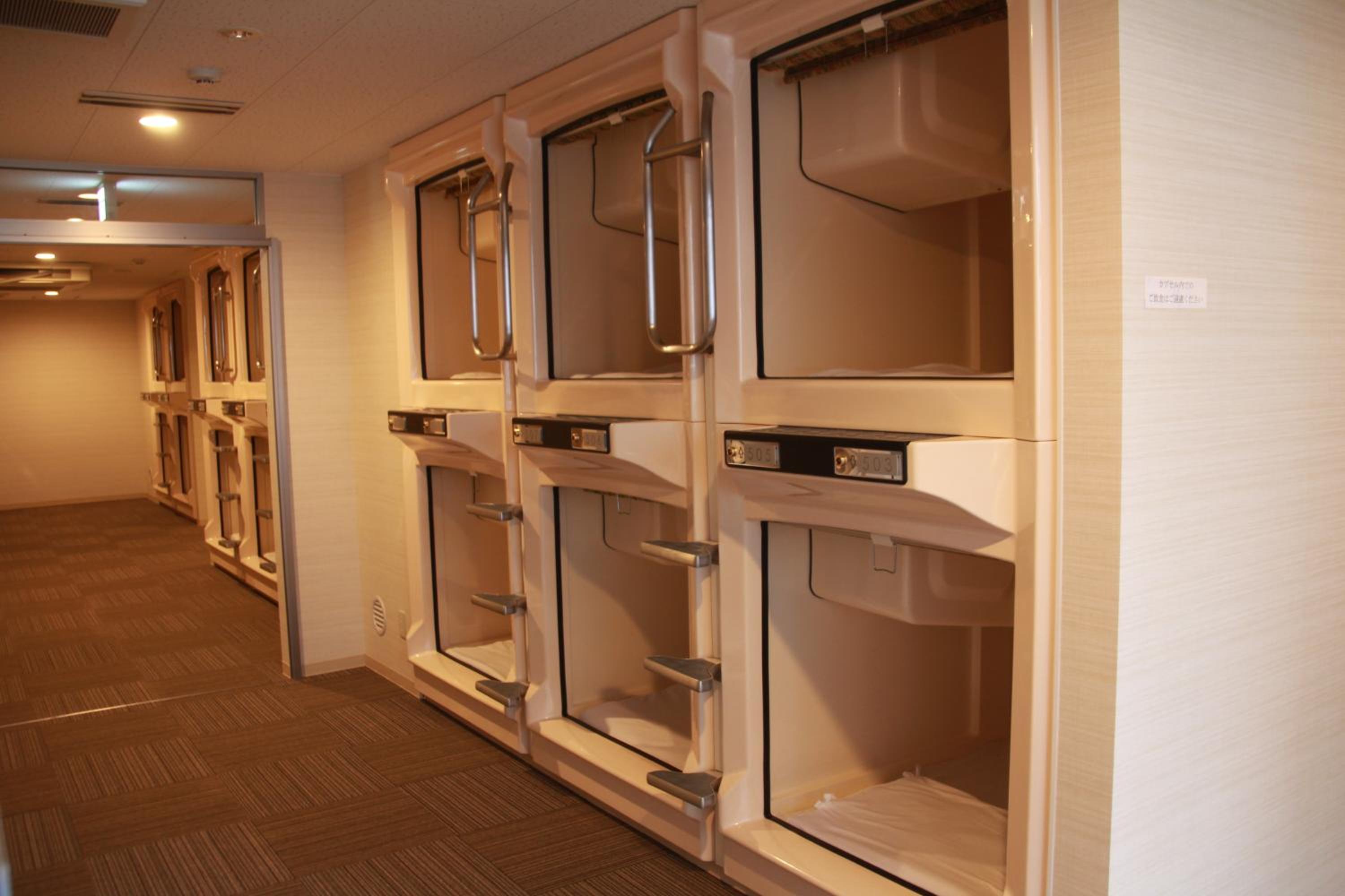 Capsule Room for Male - Lower Level  photo 3