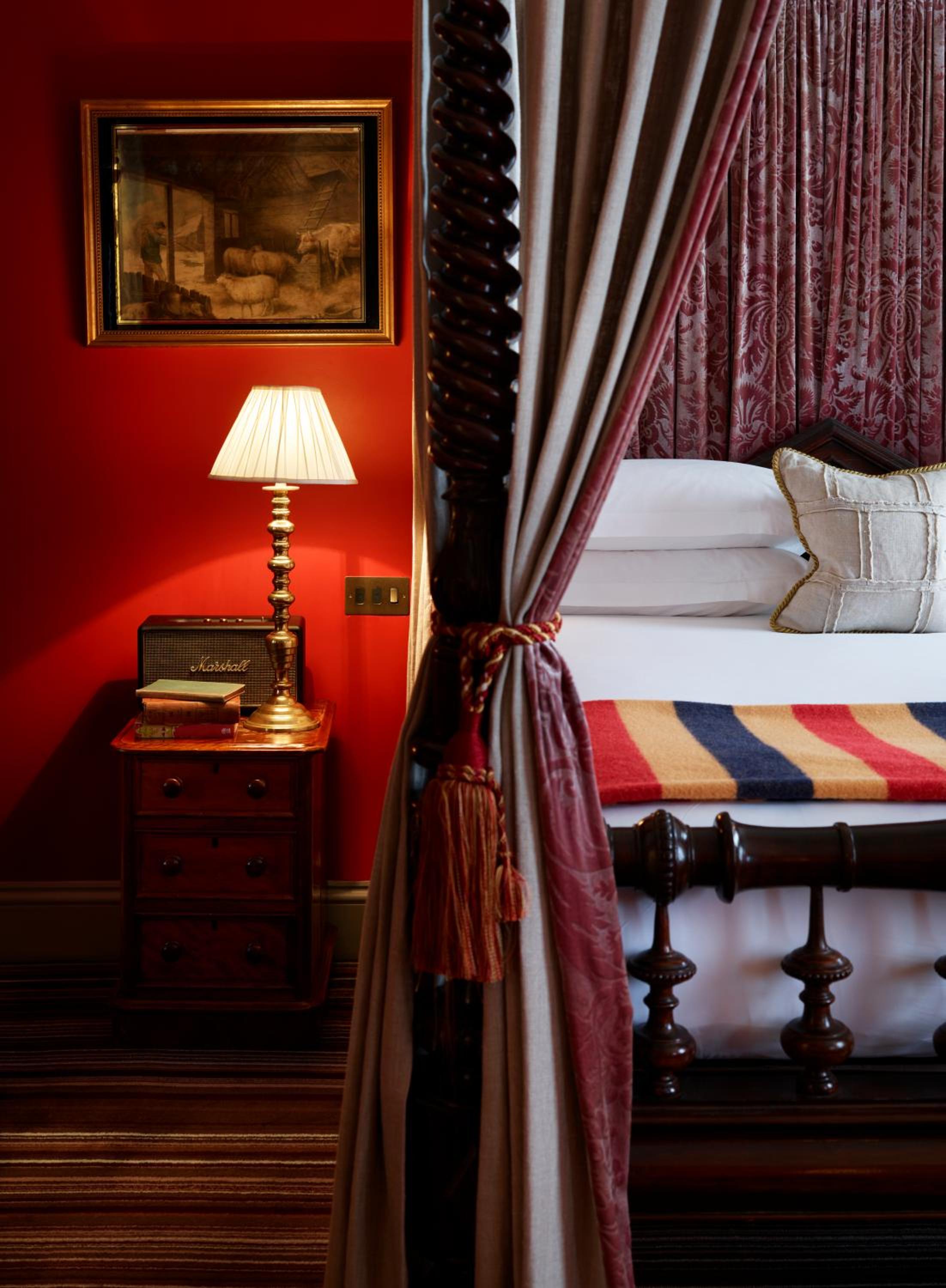 Deluxe King Room photo 3