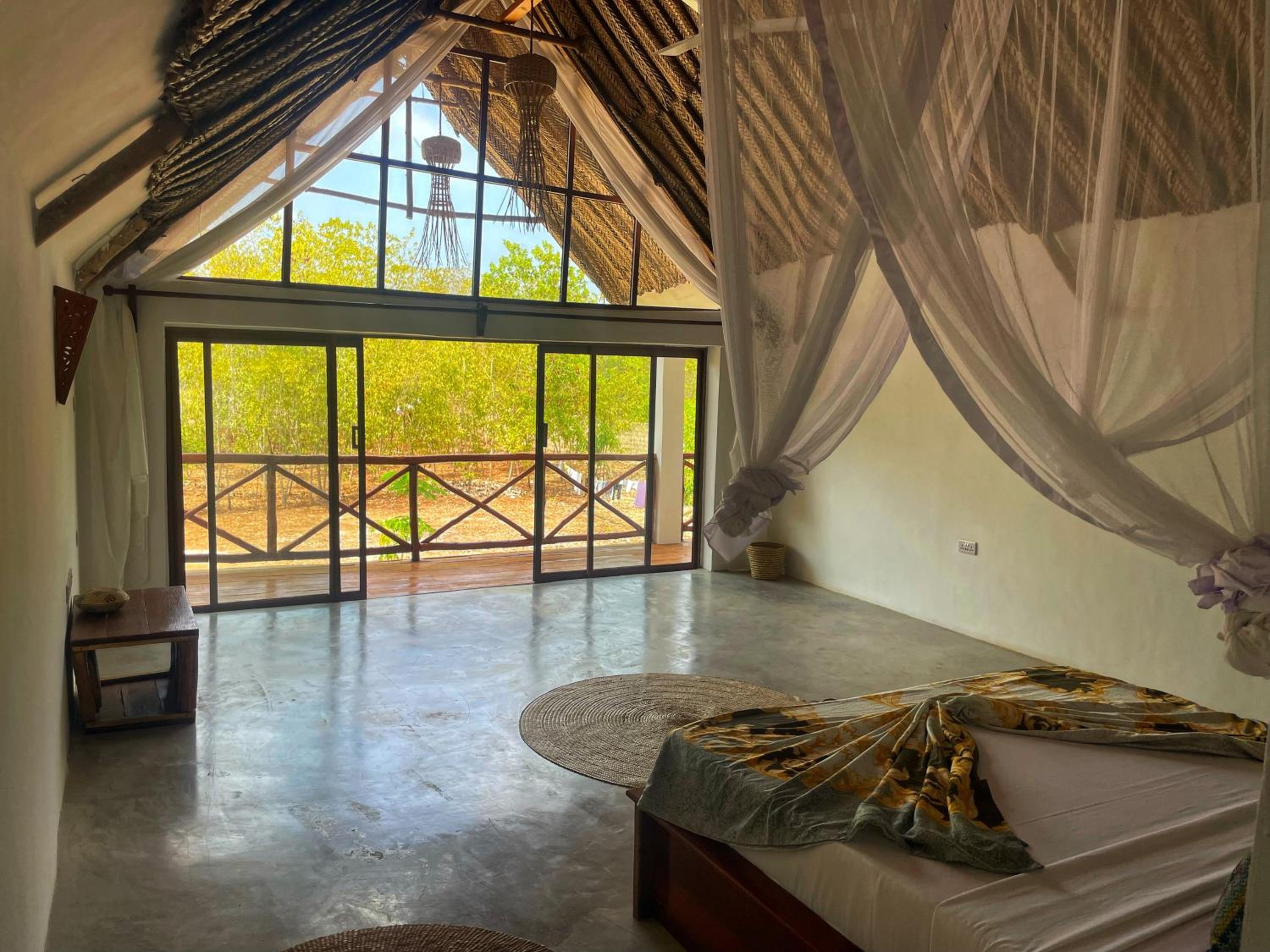 Deluxe Double Room With Balcony photo 3