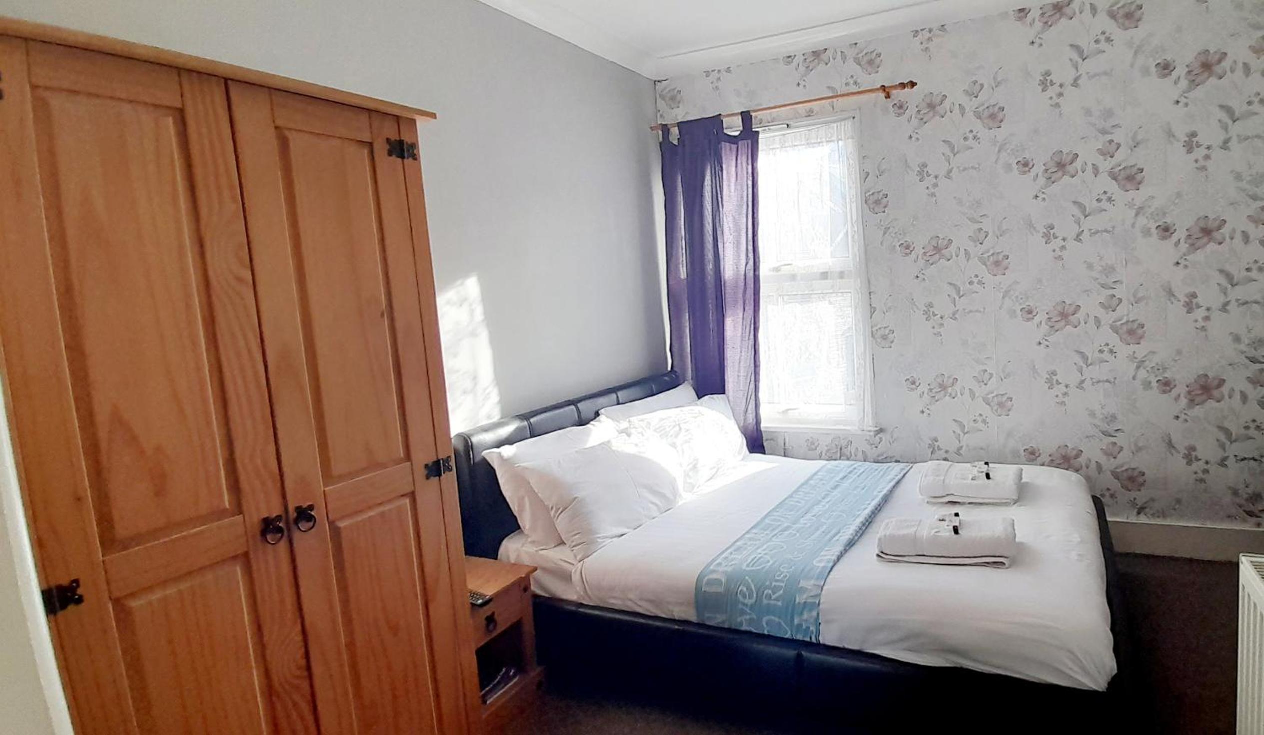 Double Room - Photo 1