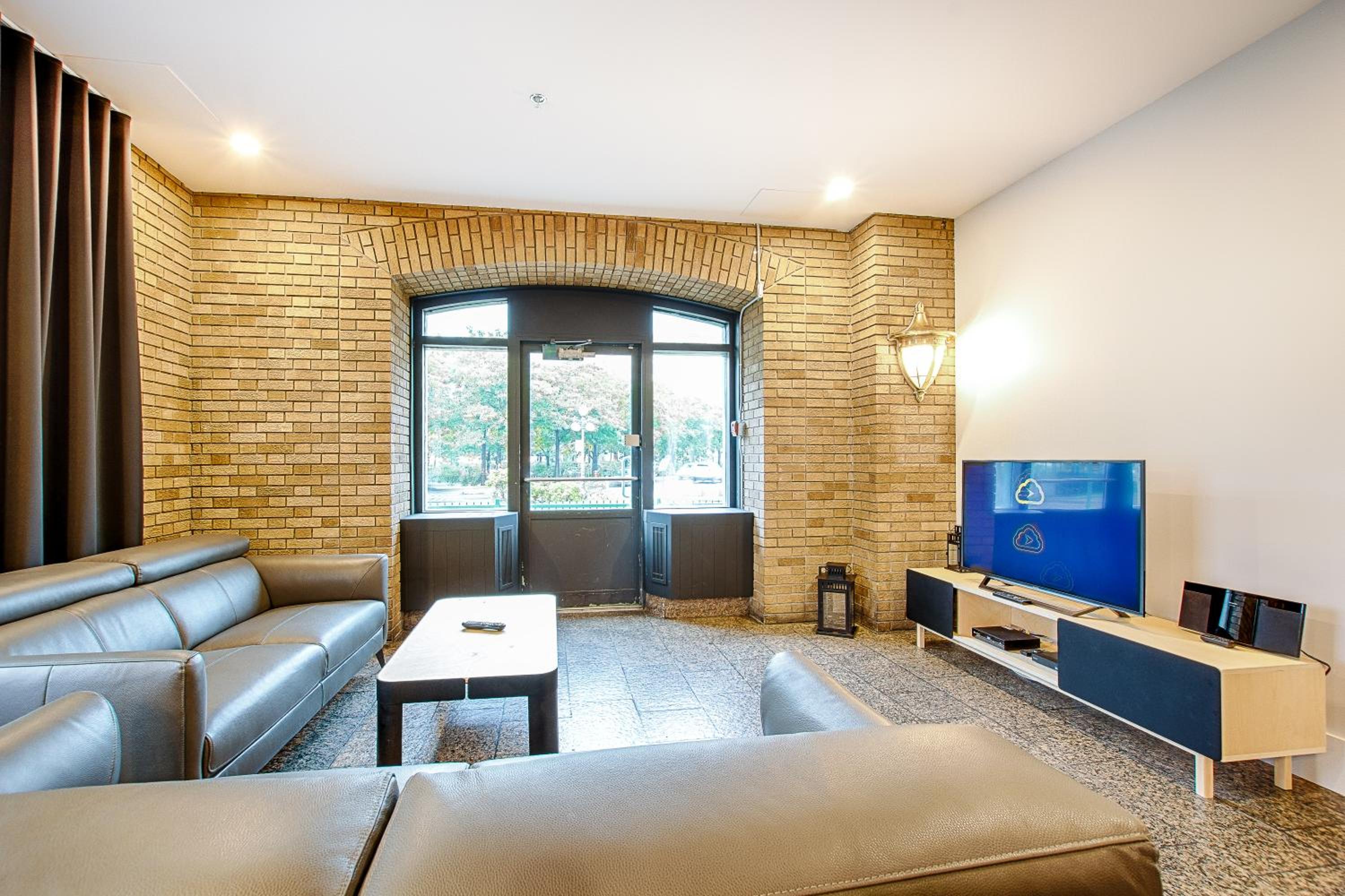 Two-Bedroom Apartment with Bunk bed G101