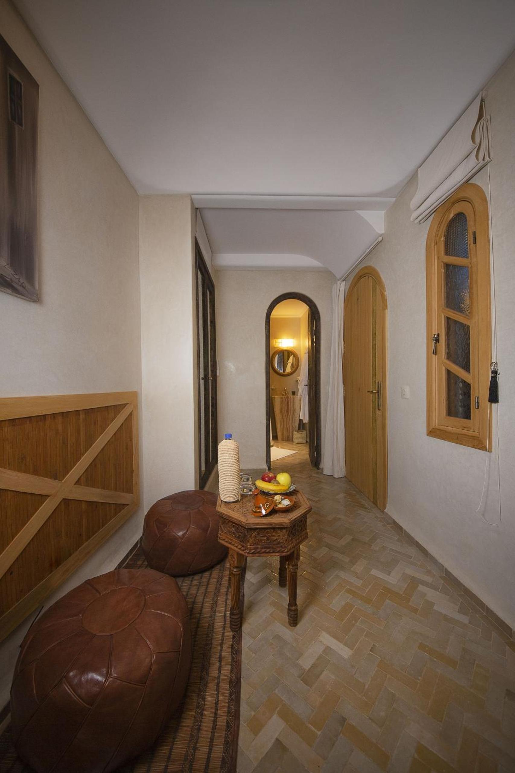 Double Room with Private Bathroom - Photo 1