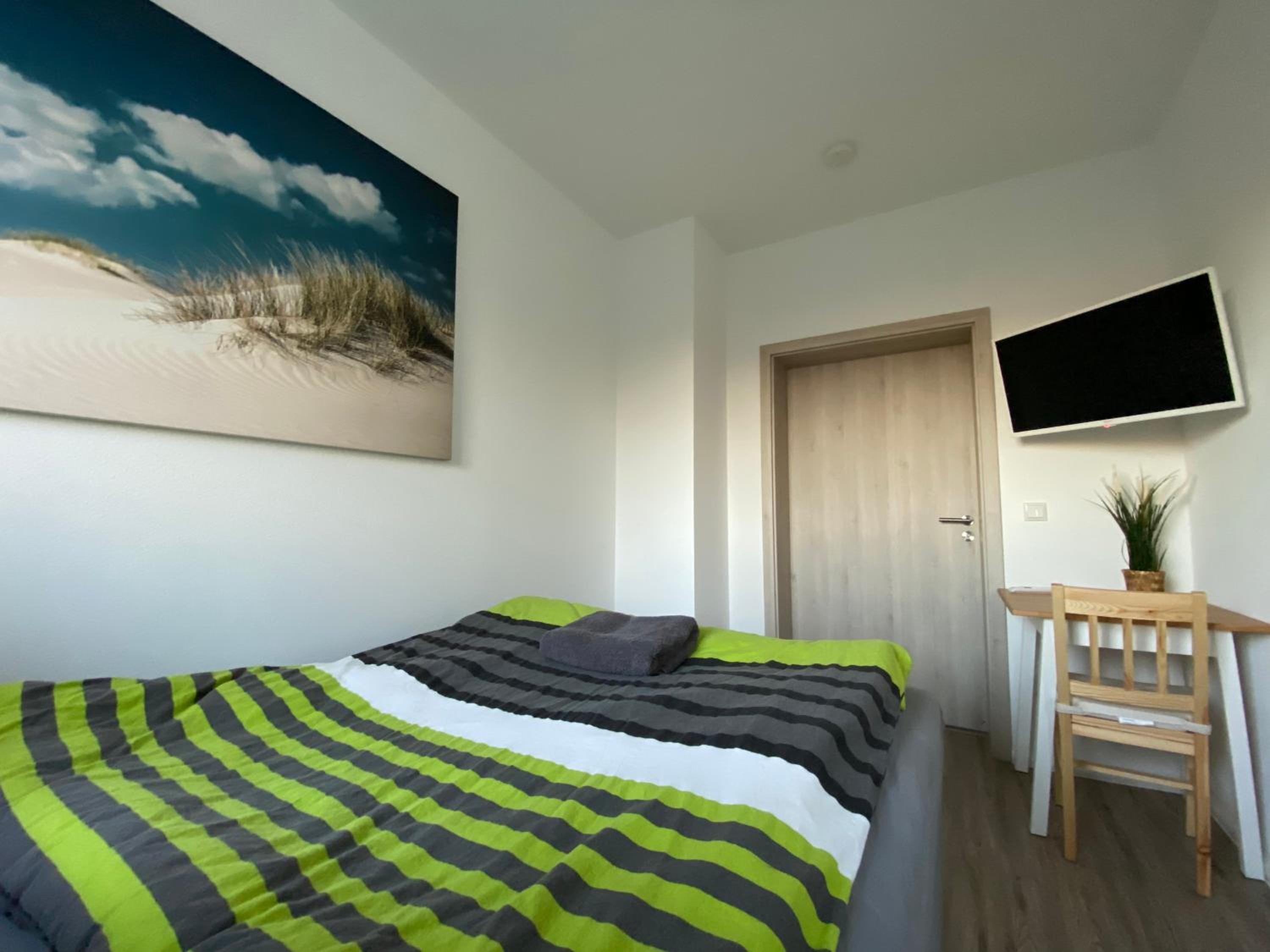 Budget Double Room photo 1